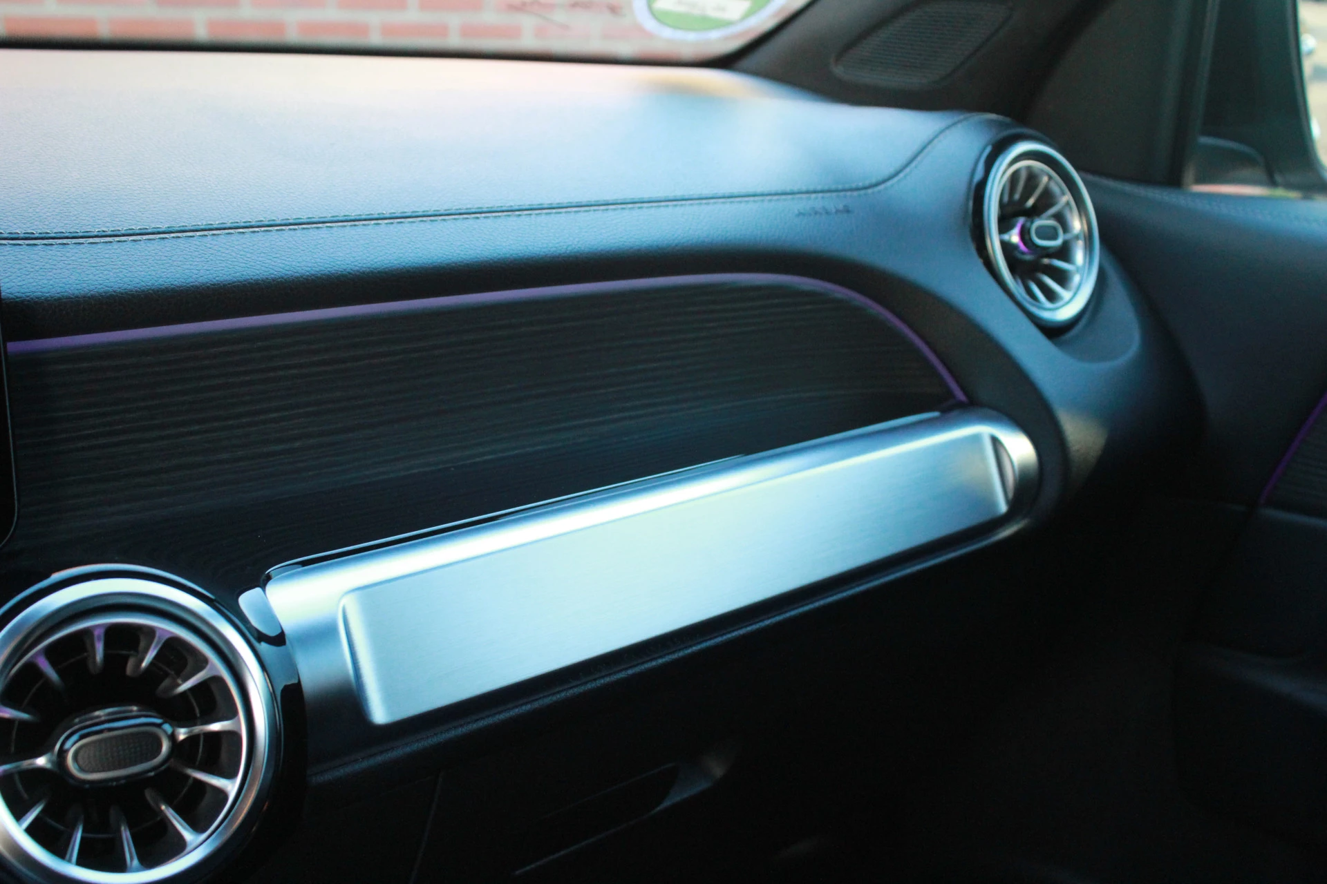 Hoofdafbeelding Mercedes-Benz EQB