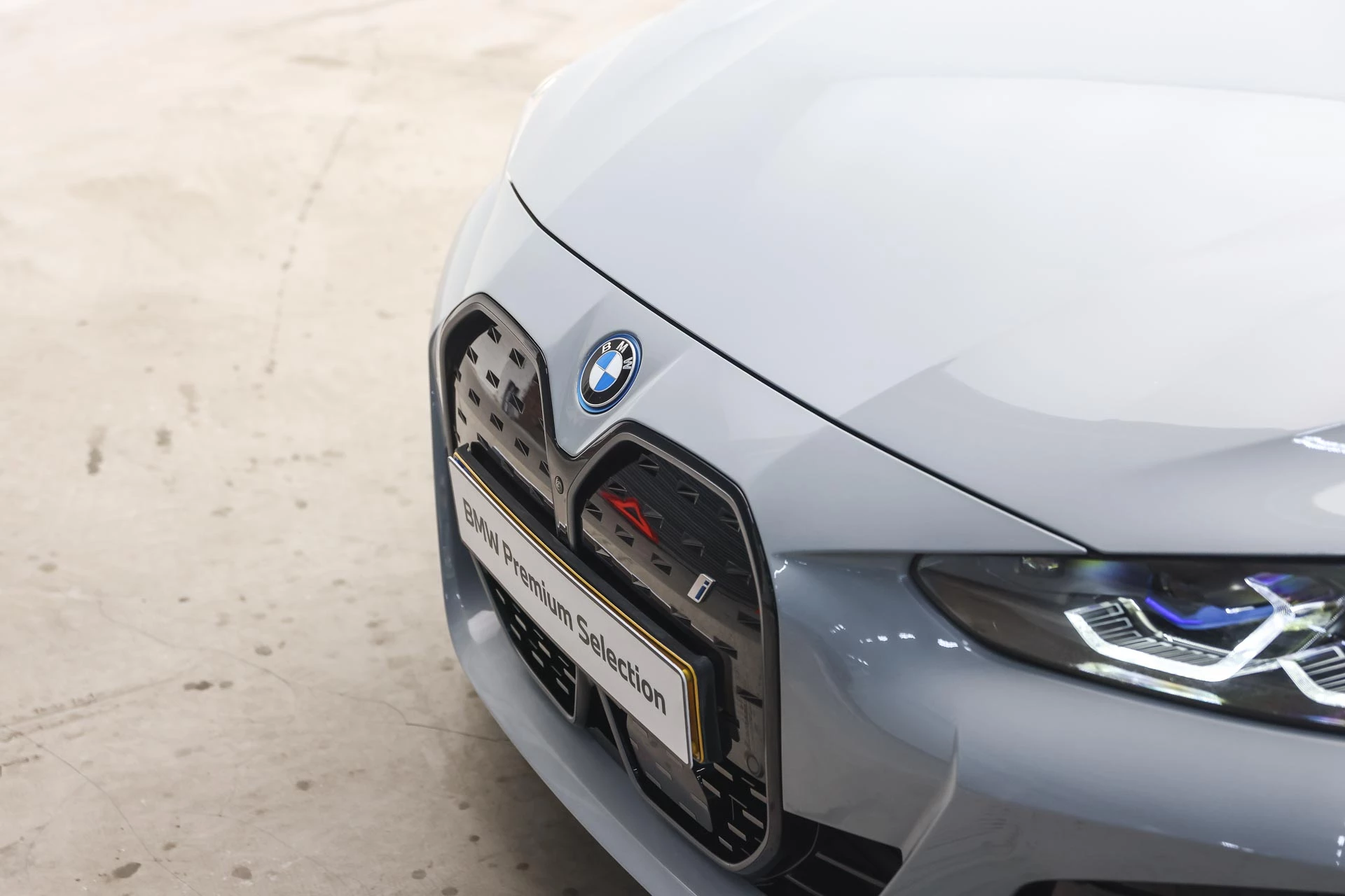 Hoofdafbeelding BMW i4