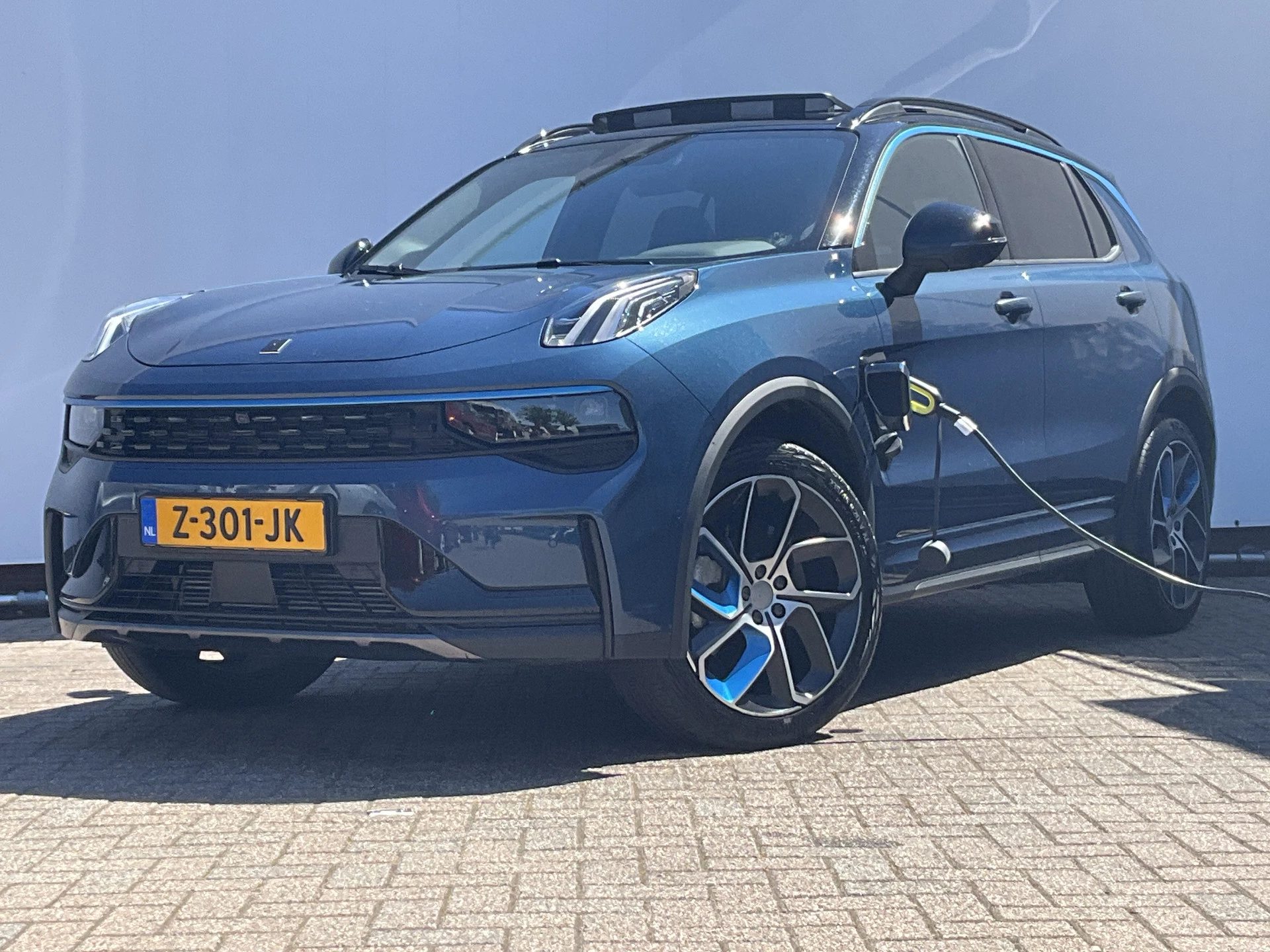 Hoofdafbeelding Lynk & Co 01