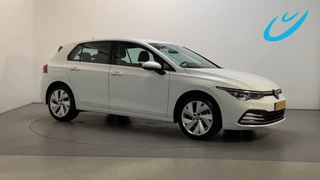 Volkswagen Golf 1.5 eTSI 150pk DSG Style LED Alcantara Camera Navigatie DAB+