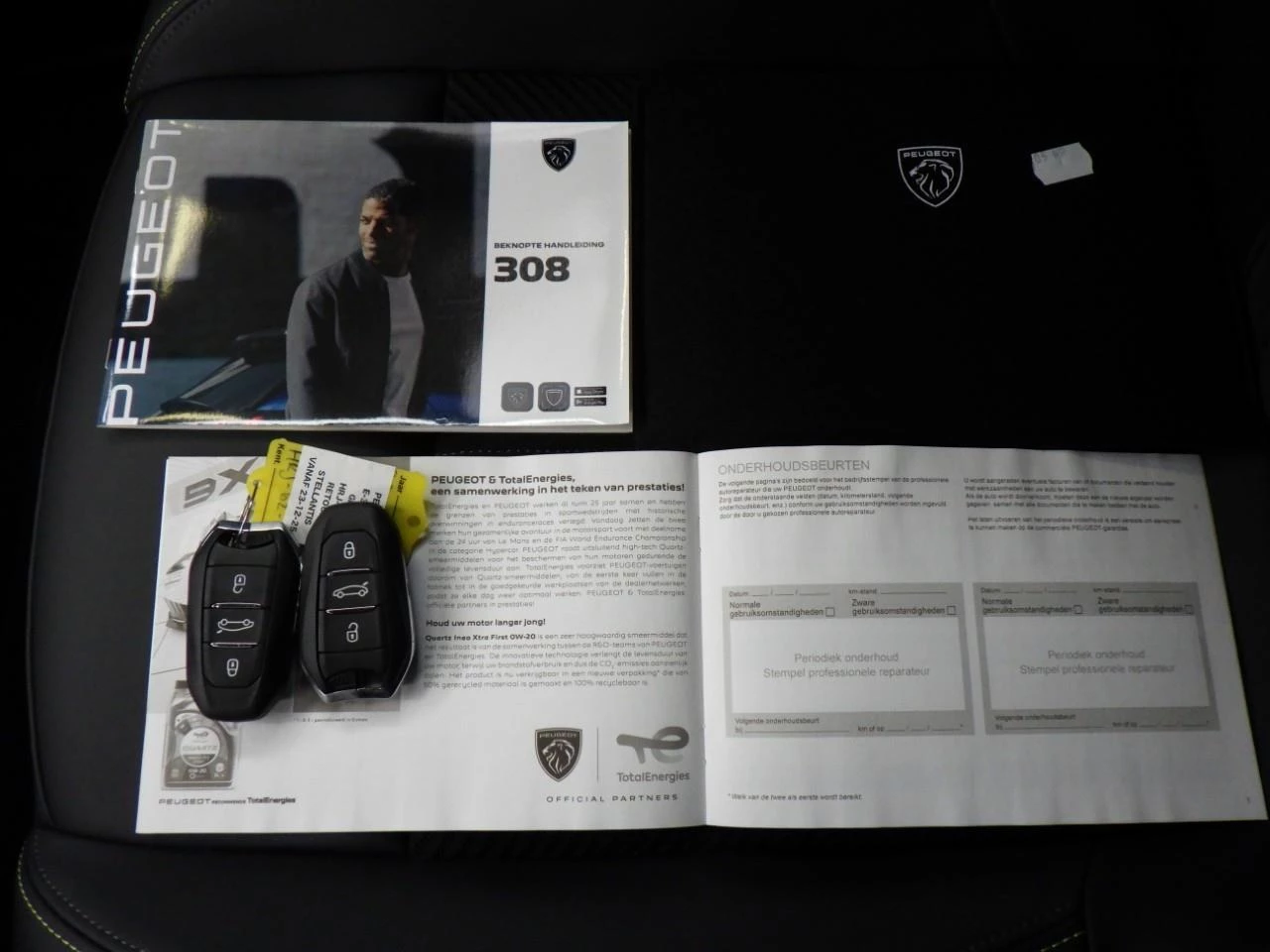 Hoofdafbeelding Peugeot e-308