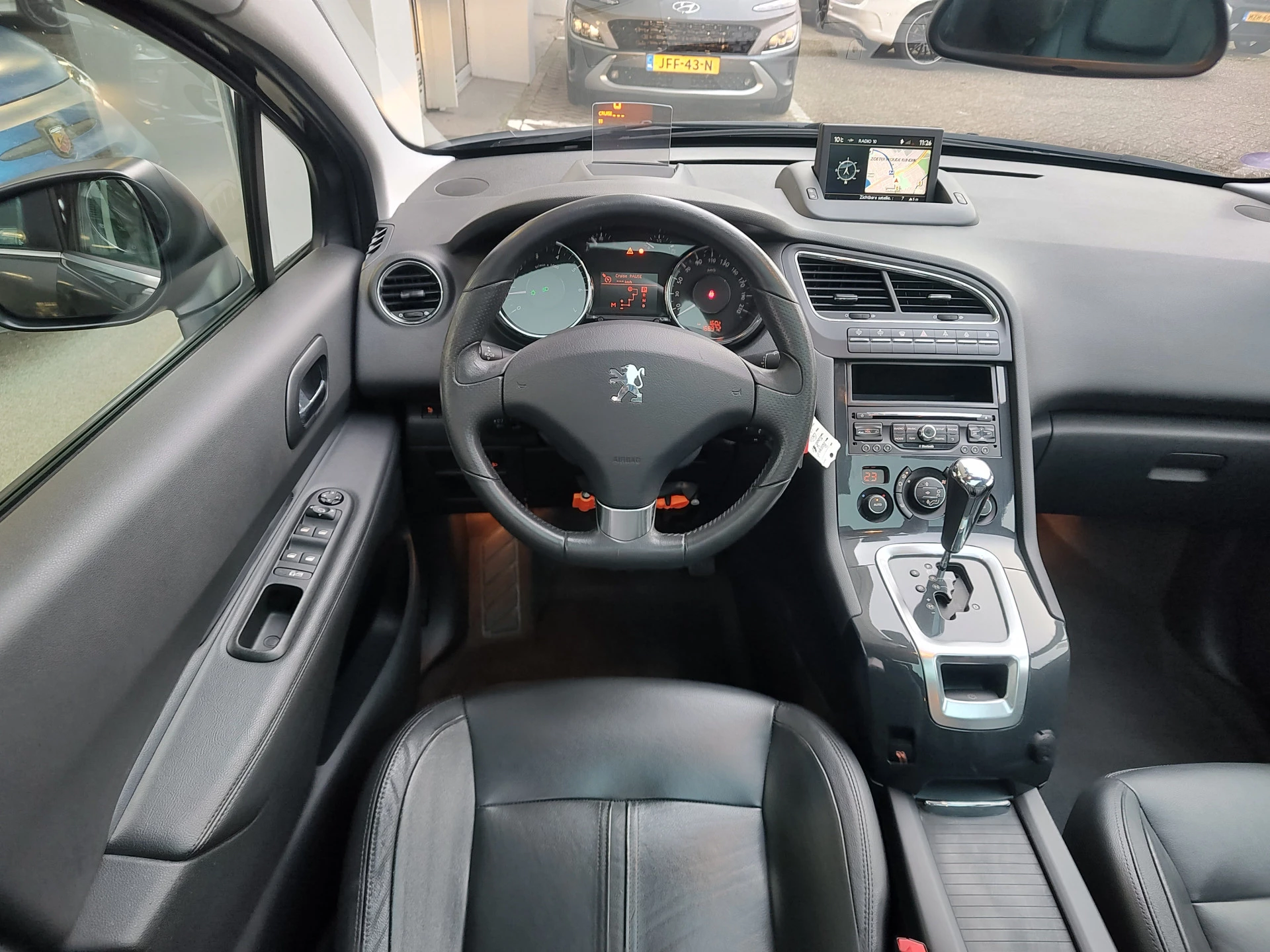 Hoofdafbeelding Peugeot 5008