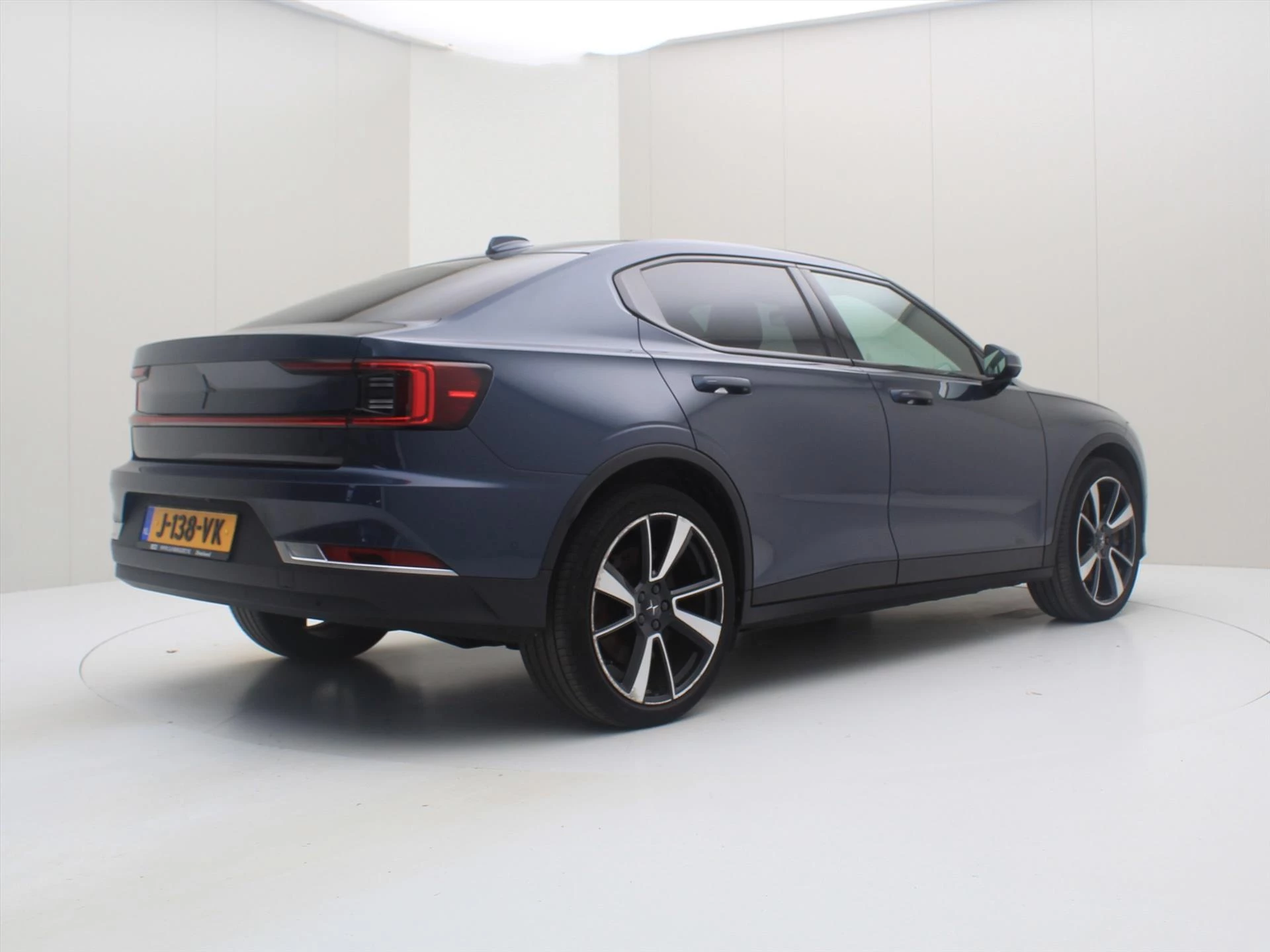 Hoofdafbeelding Polestar 2