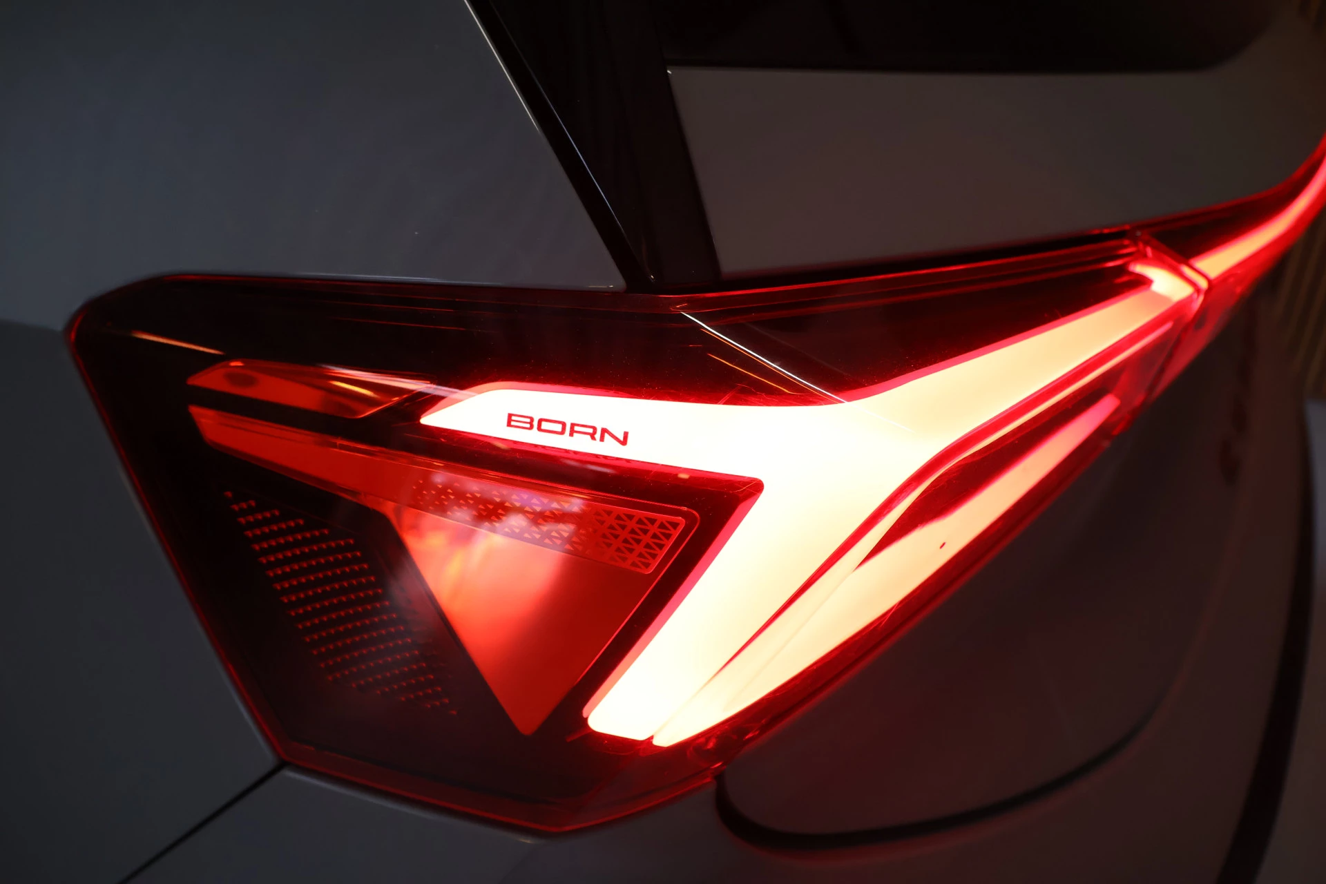 Hoofdafbeelding CUPRA Born