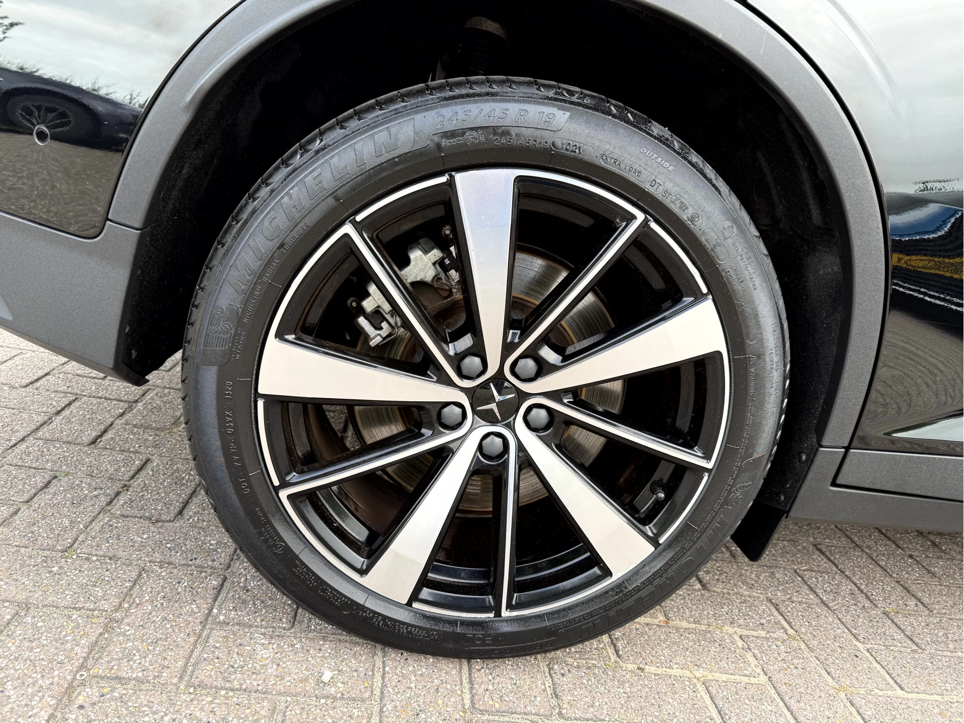 Hoofdafbeelding Polestar 2