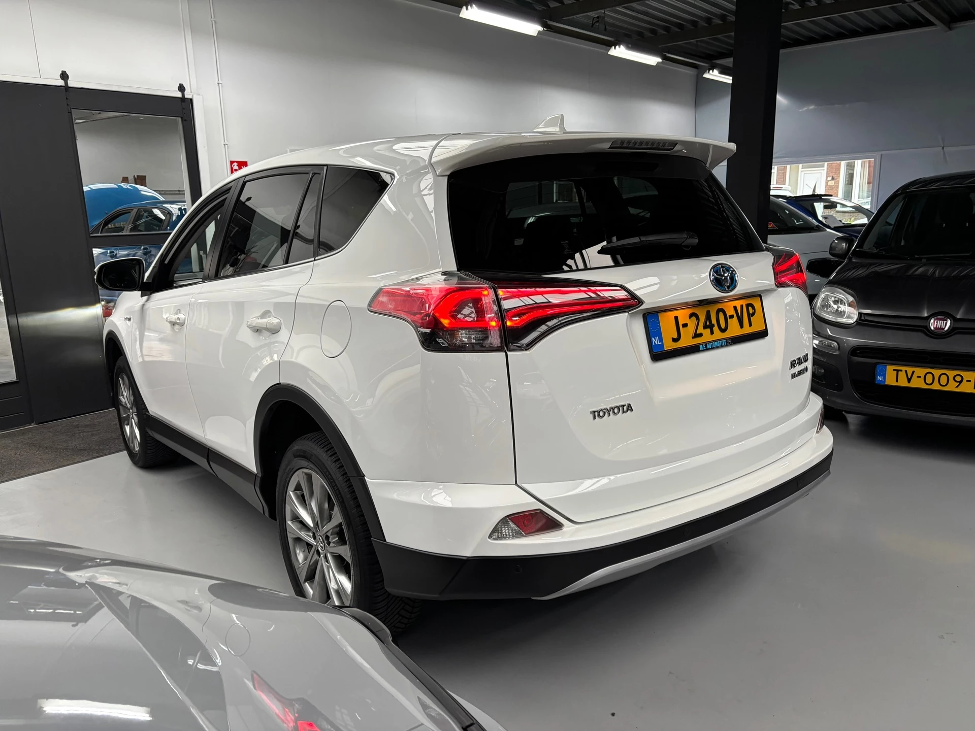 Hoofdafbeelding Toyota RAV4
