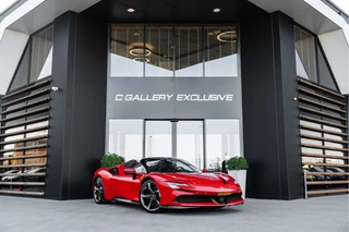 Hoofdafbeelding Ferrari SF90 Spider Ferrari SF90 Spider 4.0 V8 - Origineel NL | Rosso Corsa | Lift | JBL