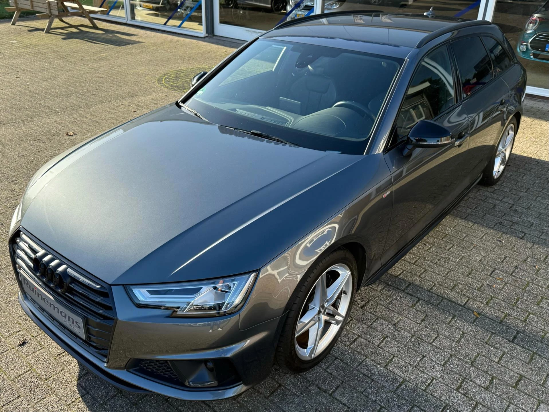 Hoofdafbeelding Audi A4