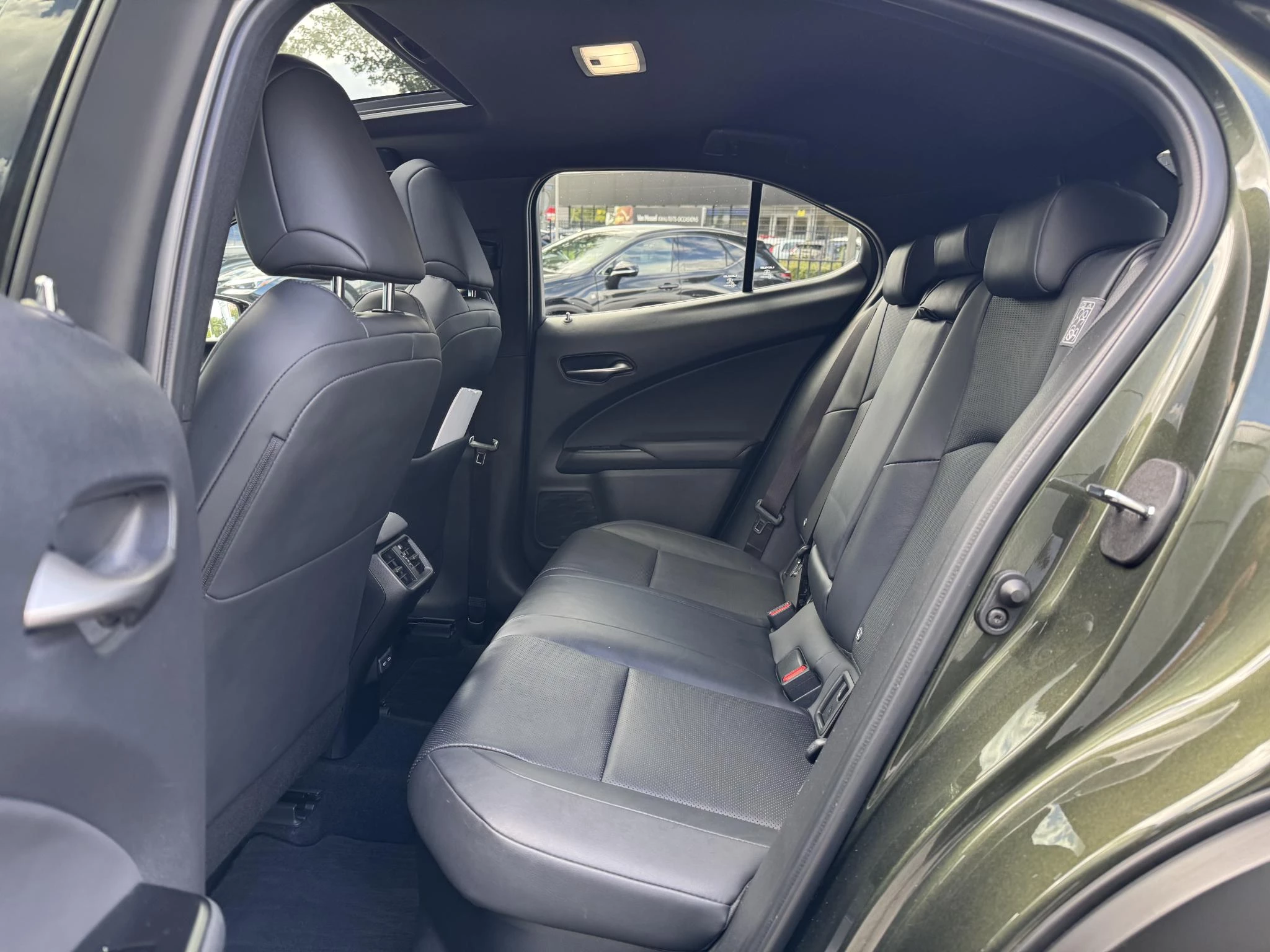 Hoofdafbeelding Lexus UX