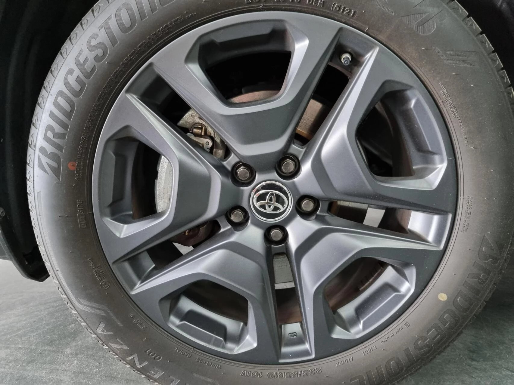 Hoofdafbeelding Toyota RAV4