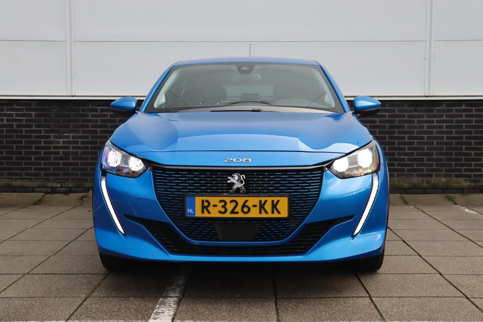 Hoofdafbeelding Peugeot e-208