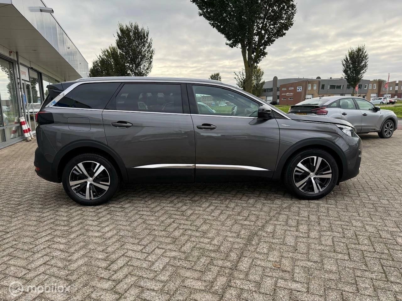 Hoofdafbeelding Peugeot 5008