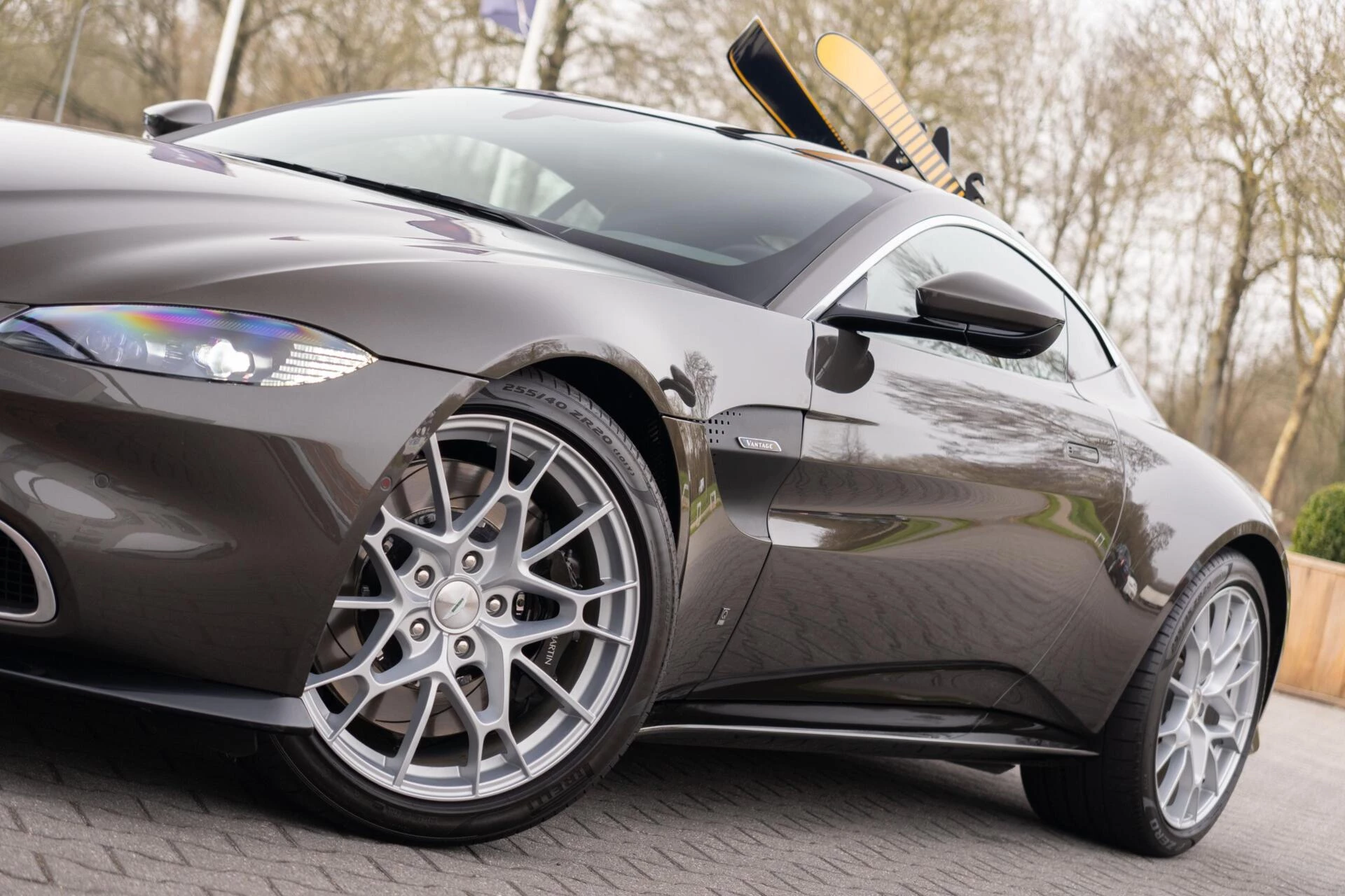 Hoofdafbeelding Aston Martin V8 Vantage
