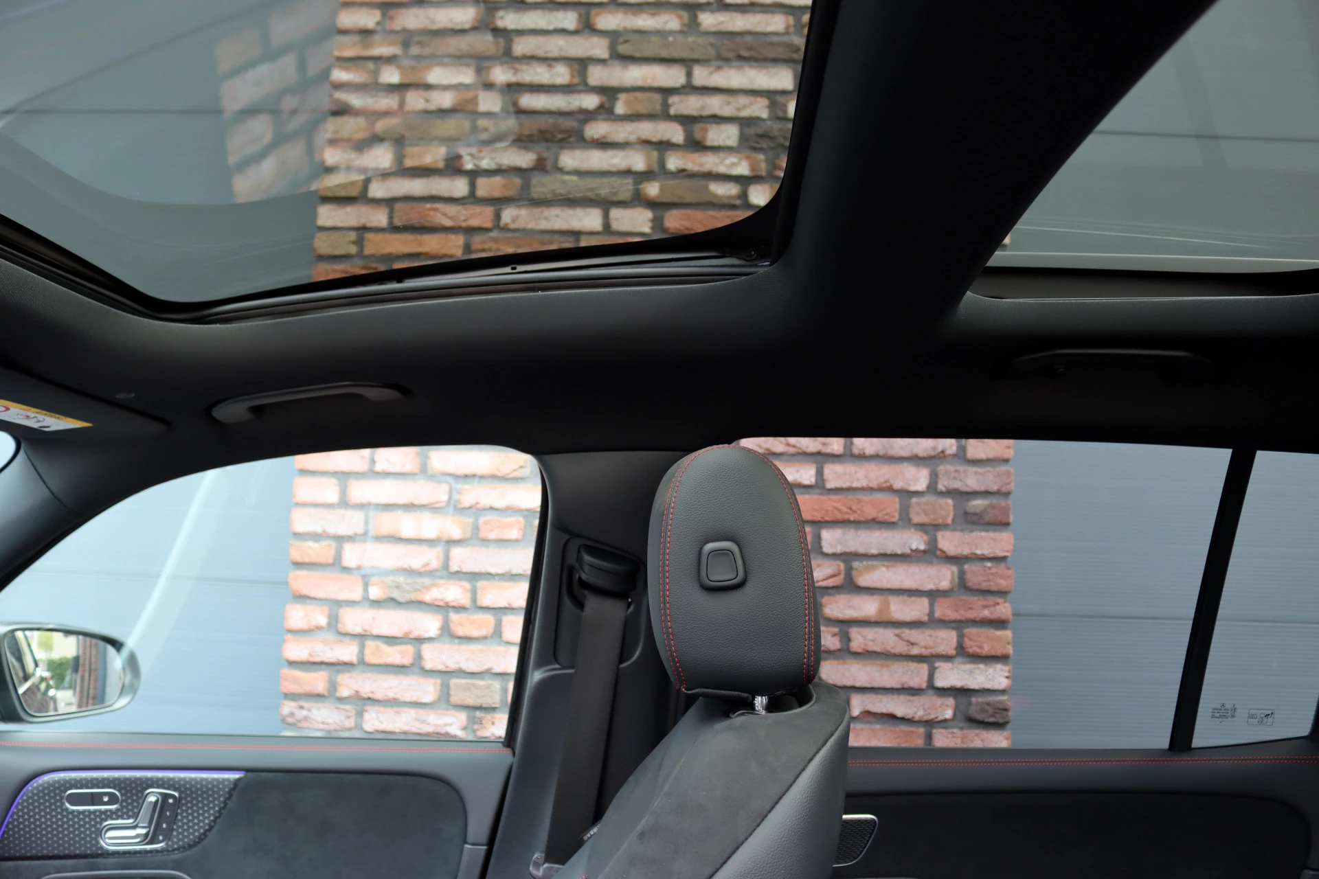 Hoofdafbeelding Mercedes-Benz EQB