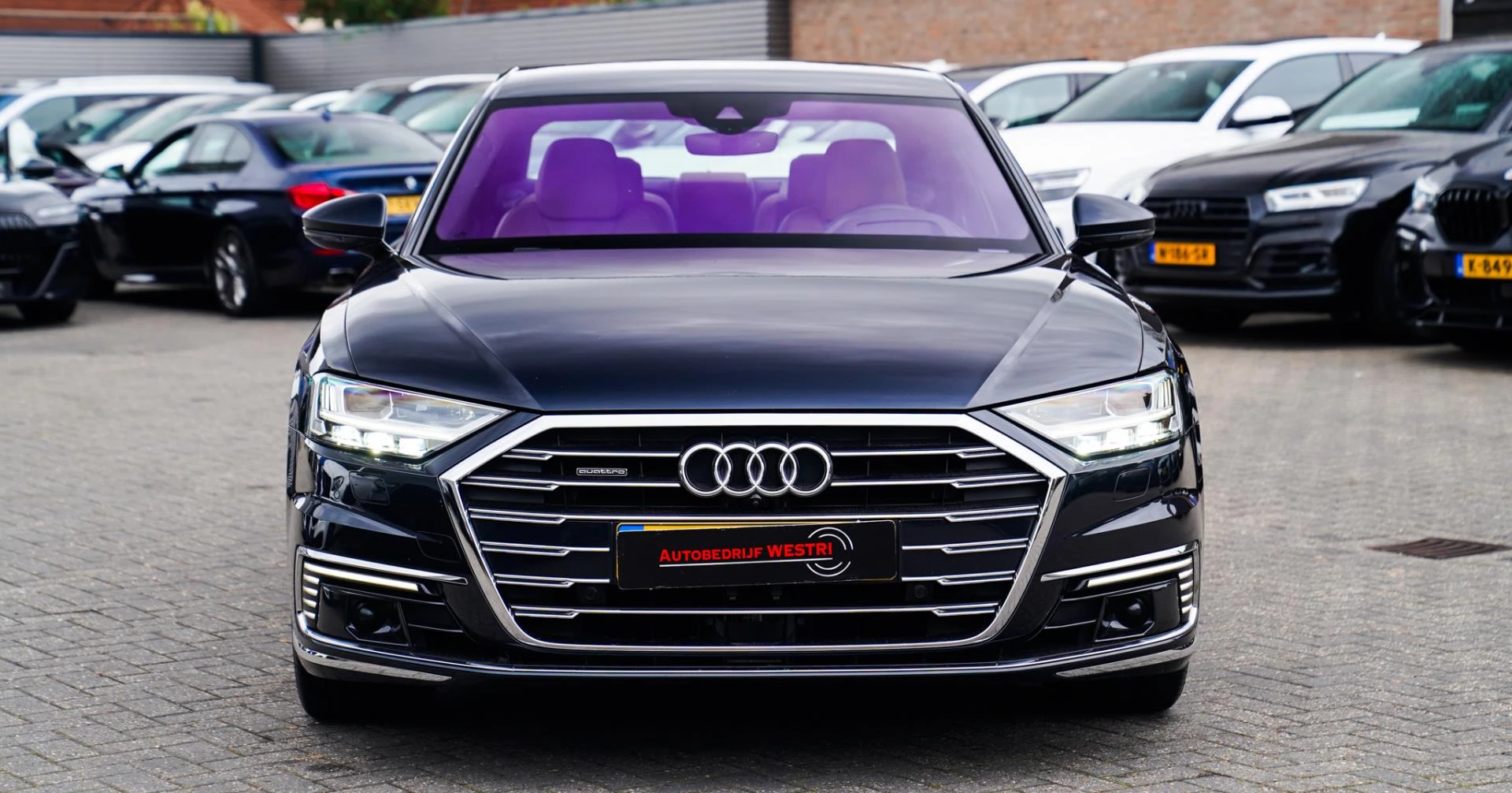 Hoofdafbeelding Audi A8
