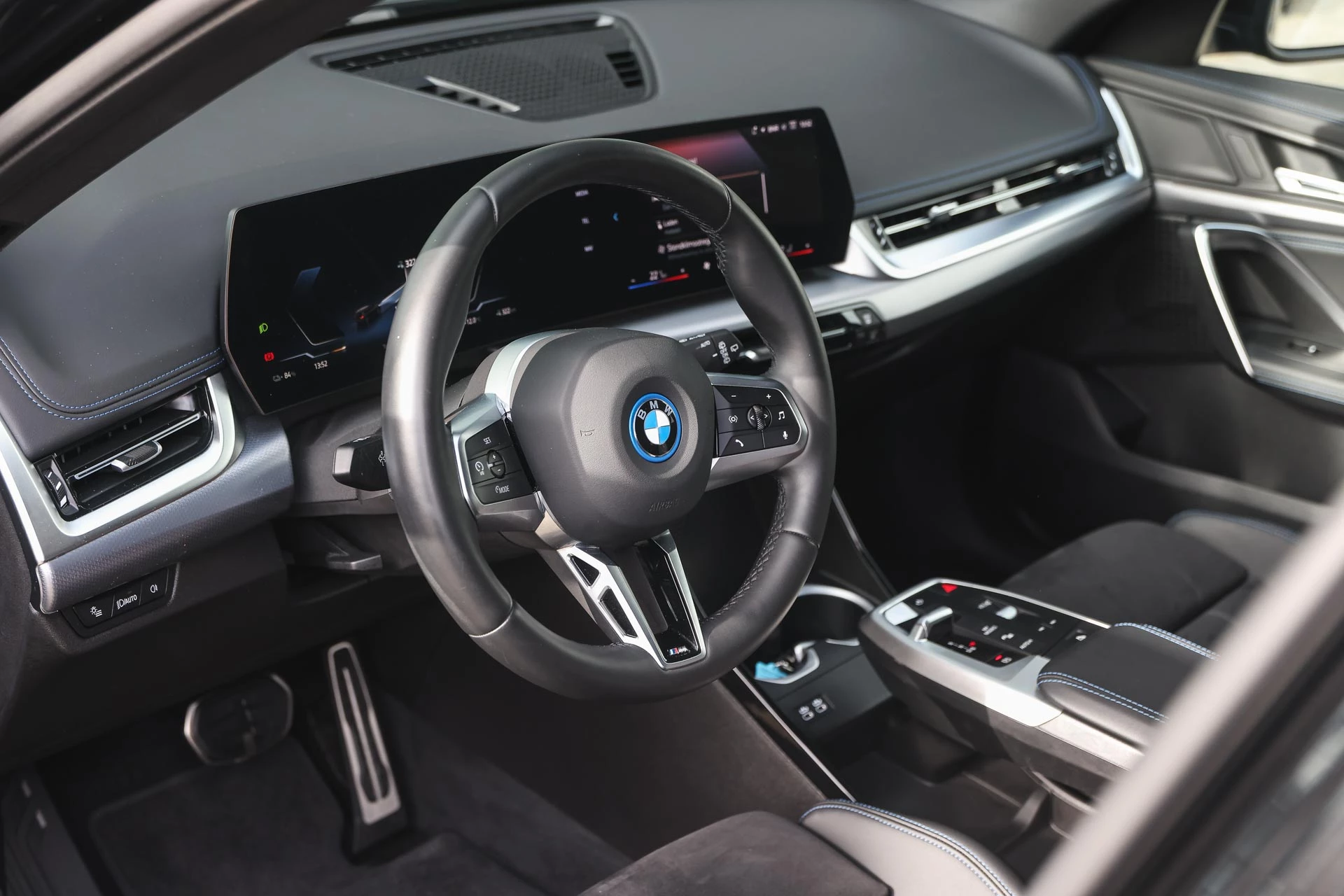 Hoofdafbeelding BMW iX1