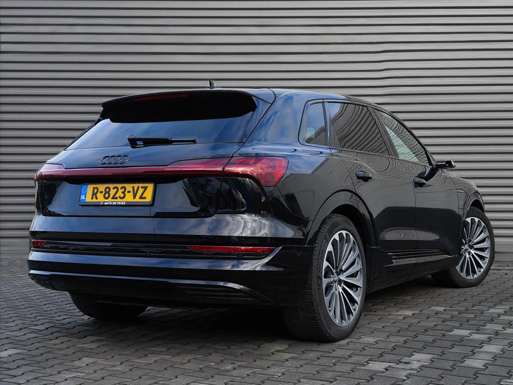 Hoofdafbeelding Audi e-tron