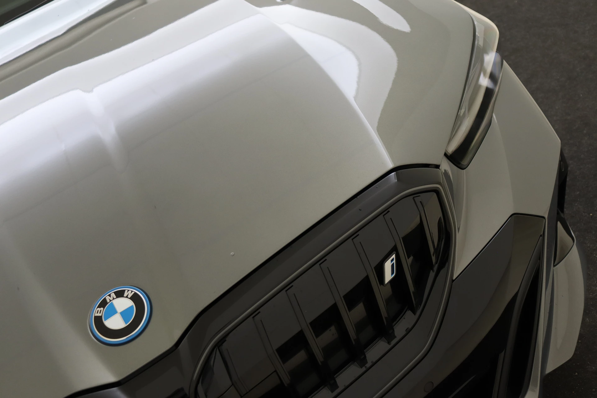 Hoofdafbeelding BMW i5