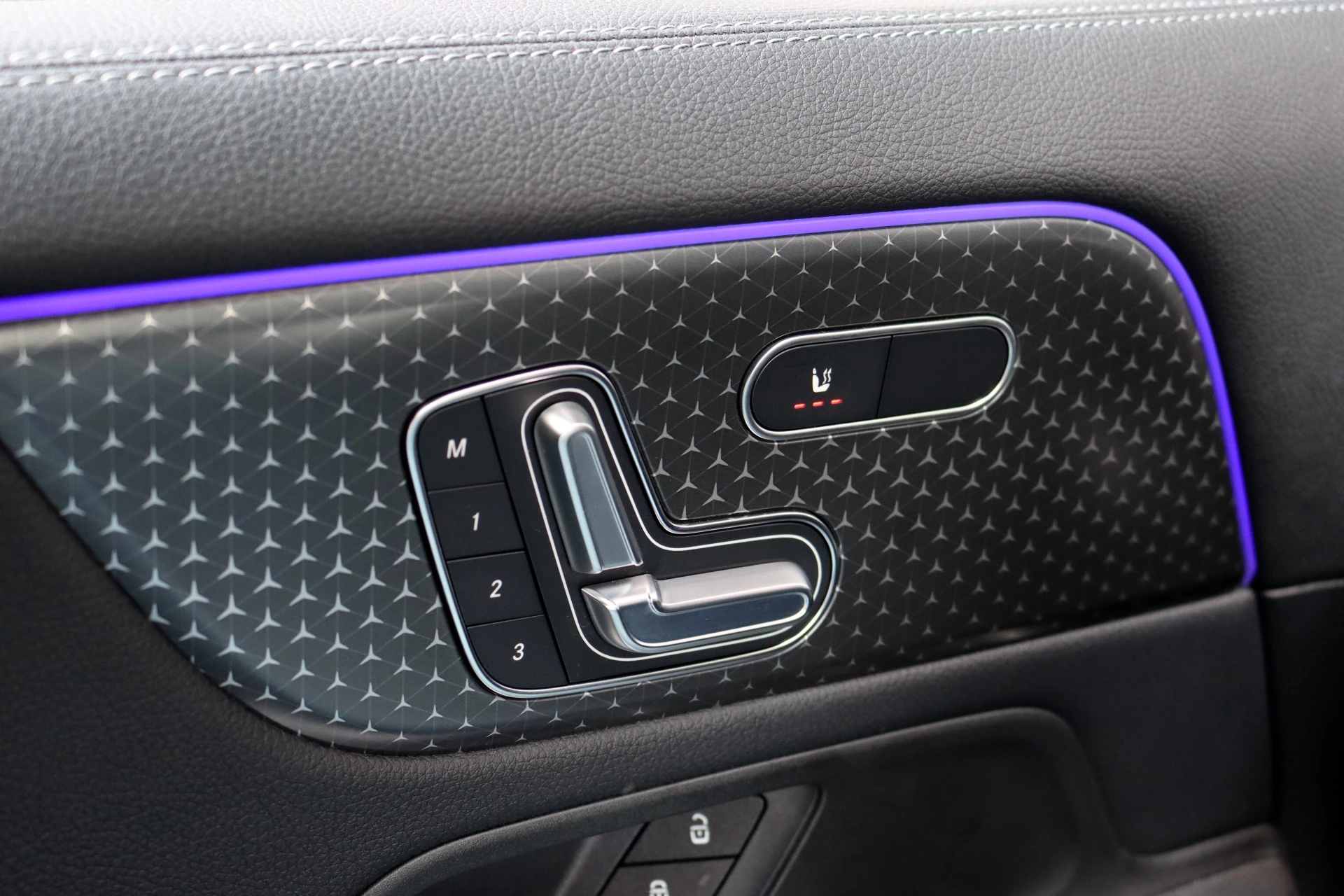 Hoofdafbeelding Mercedes-Benz EQA