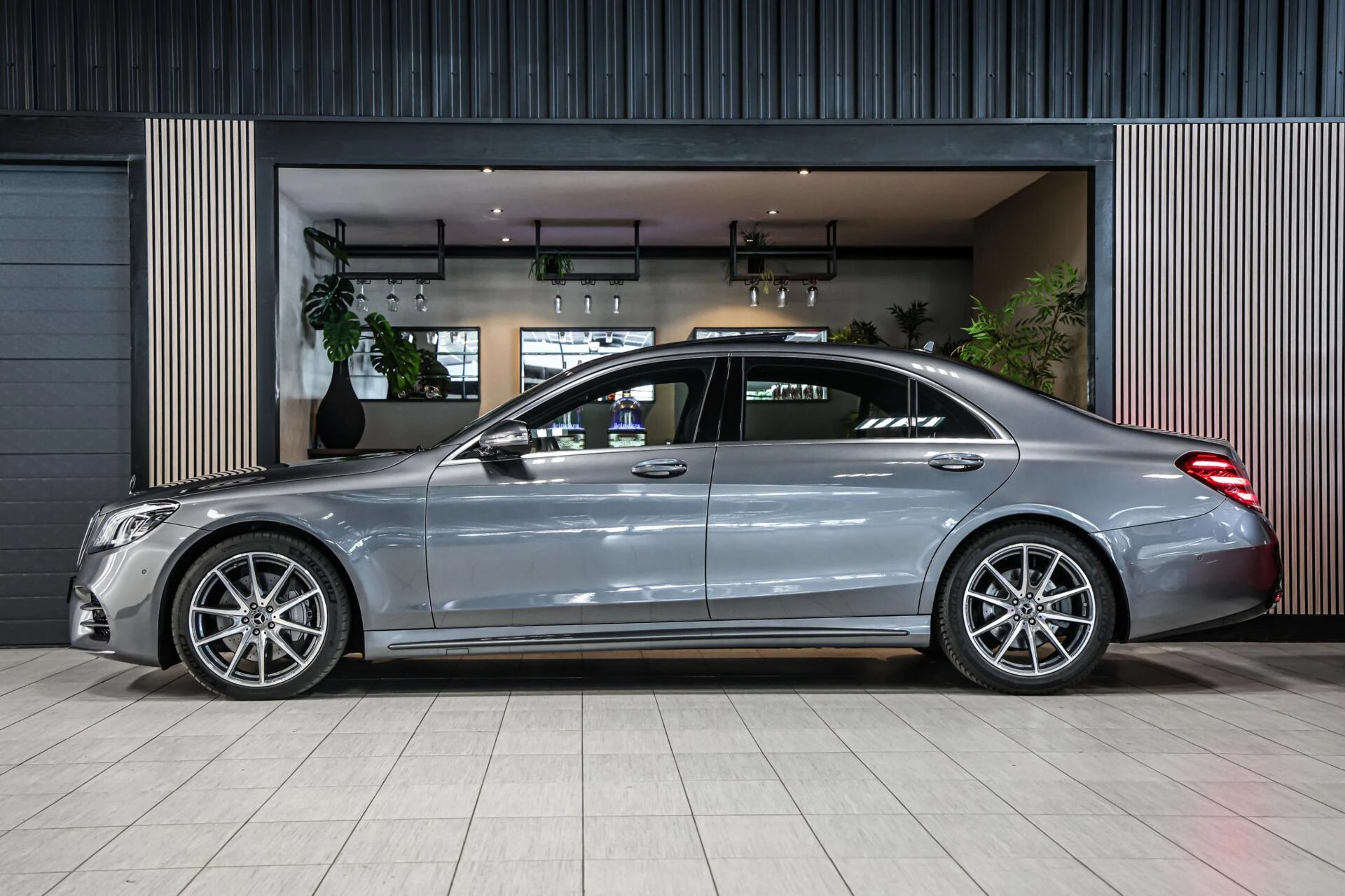 Hoofdafbeelding Mercedes-Benz S-Klasse