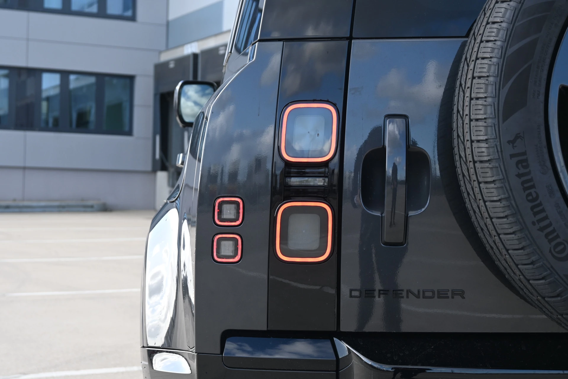 Hoofdafbeelding Land Rover Defender