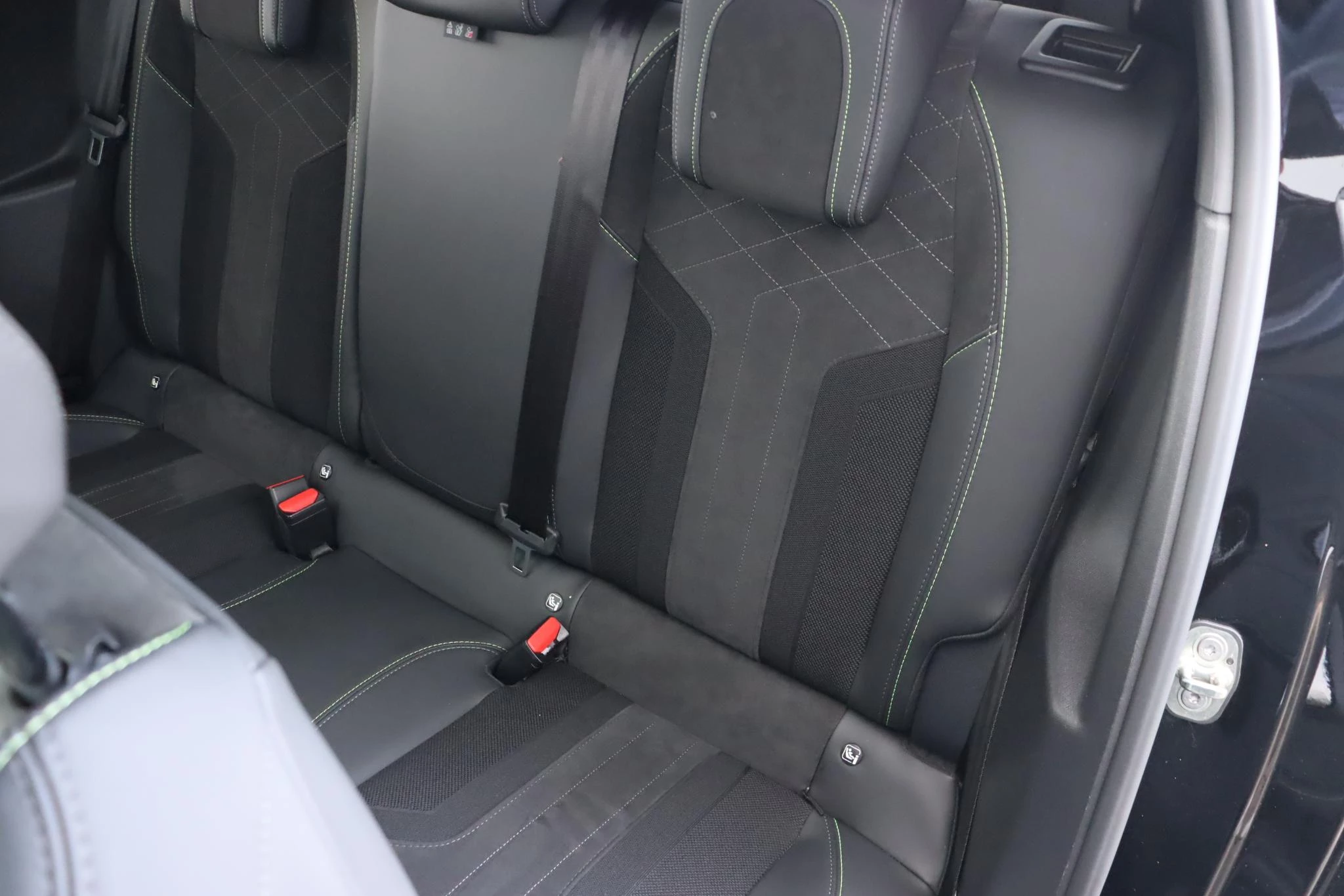 Hoofdafbeelding Peugeot e-208