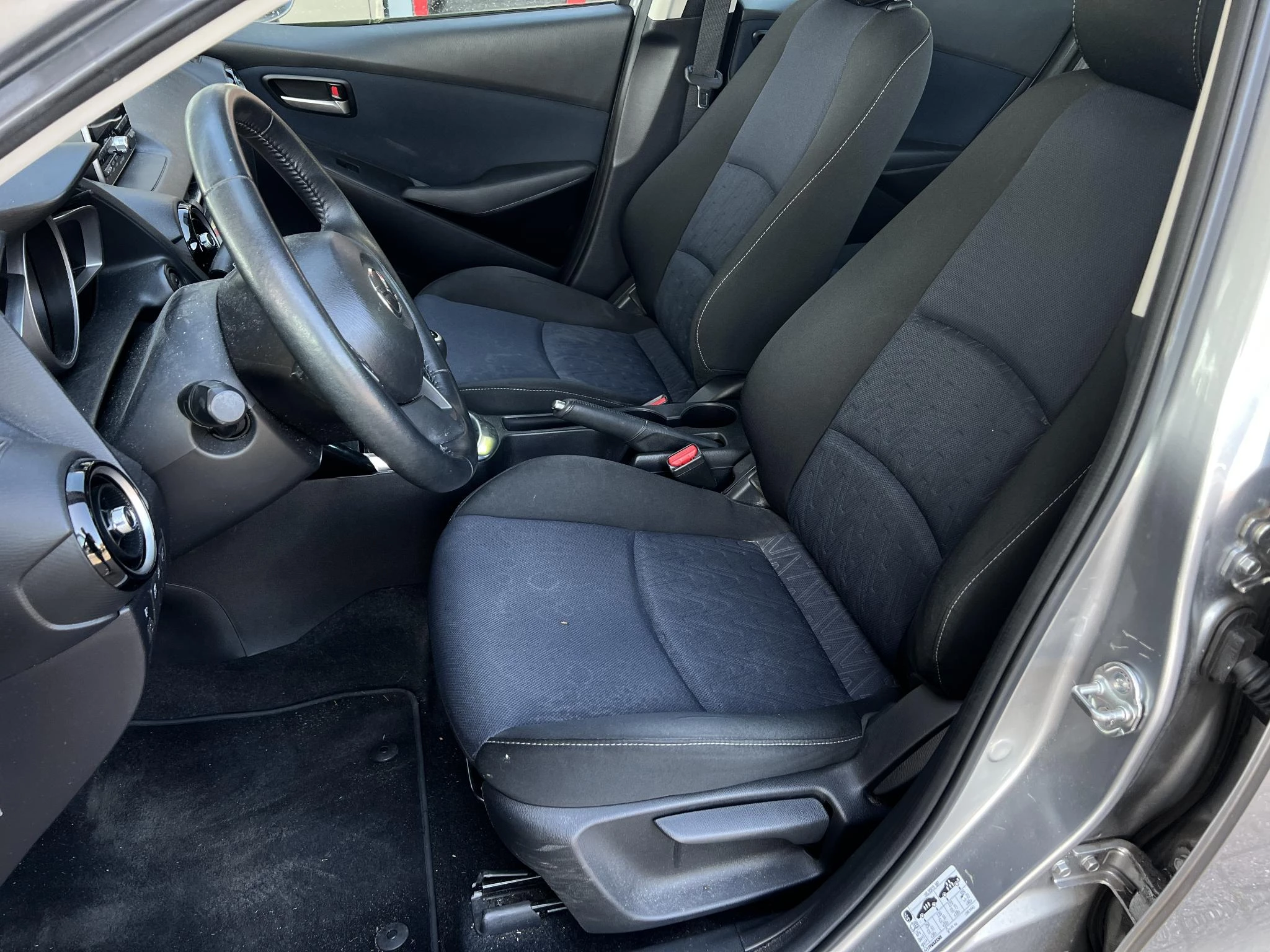 Hoofdafbeelding Mazda 2