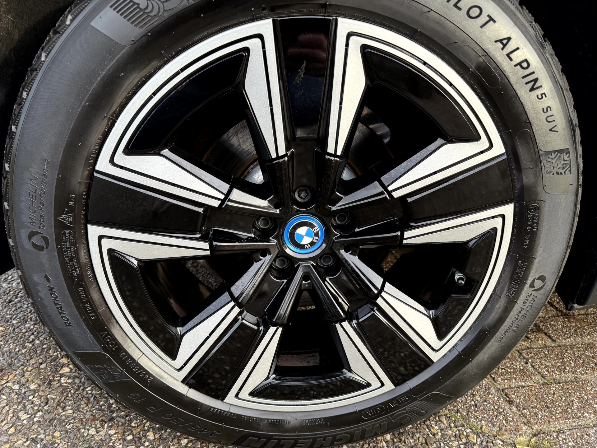 Hoofdafbeelding BMW iX3