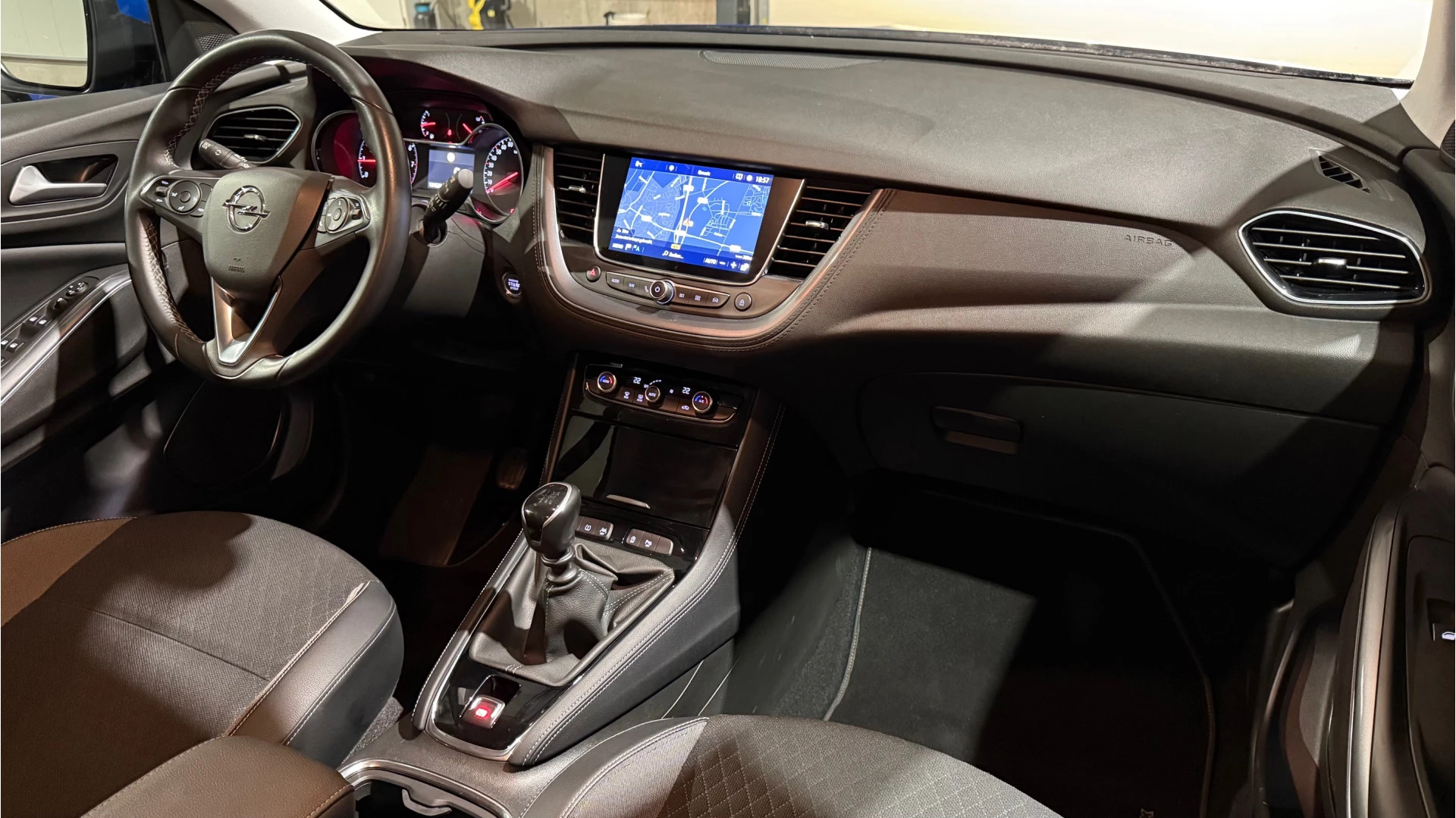 Hoofdafbeelding Opel Grandland X