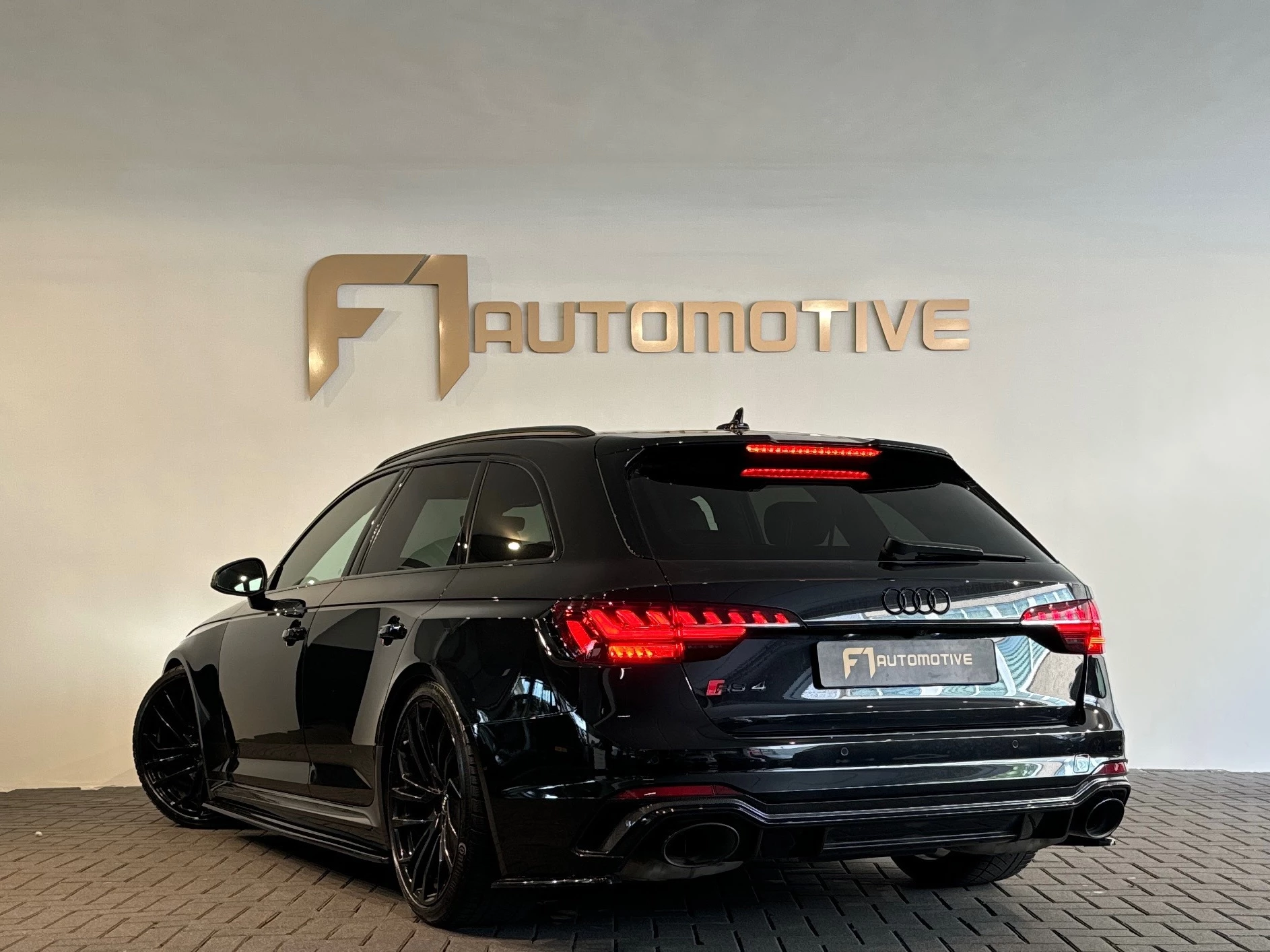 Hoofdafbeelding Audi RS4