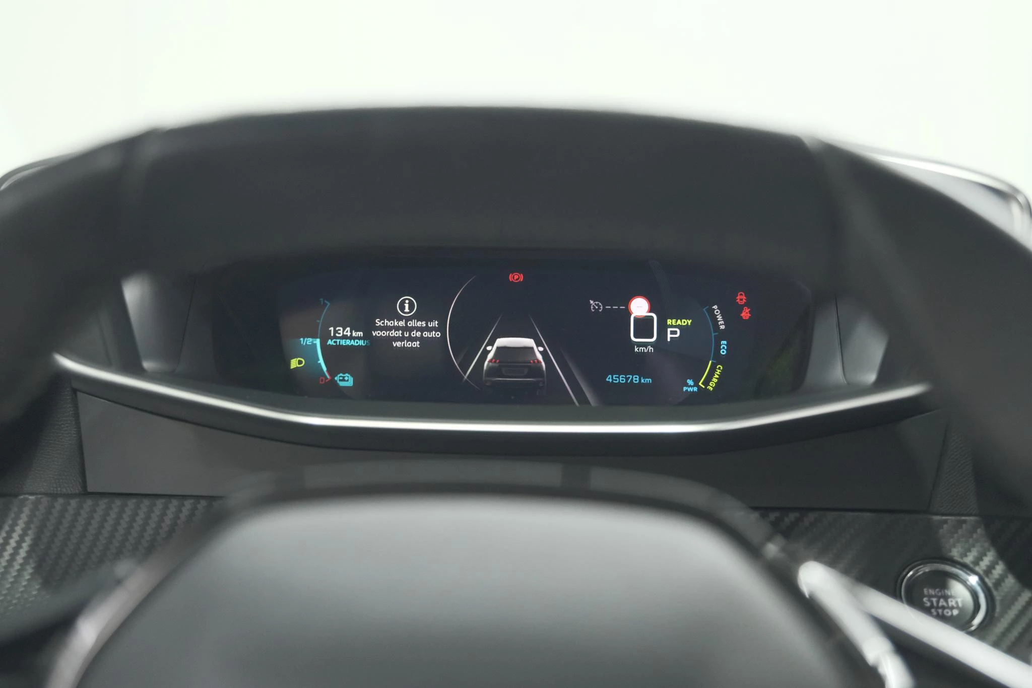 Hoofdafbeelding Peugeot e-2008