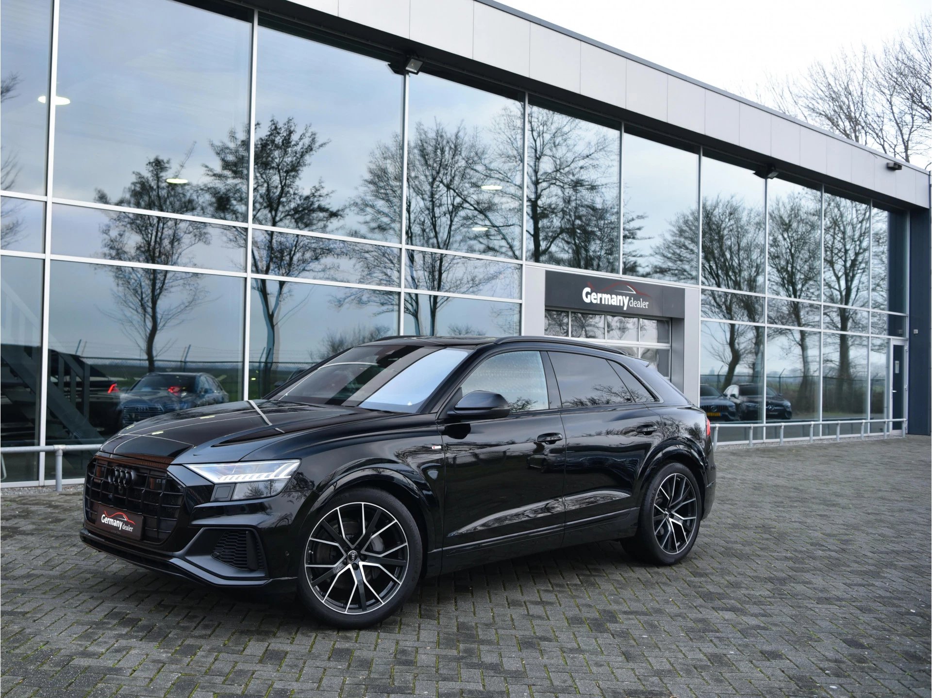 Hoofdafbeelding Audi Q8