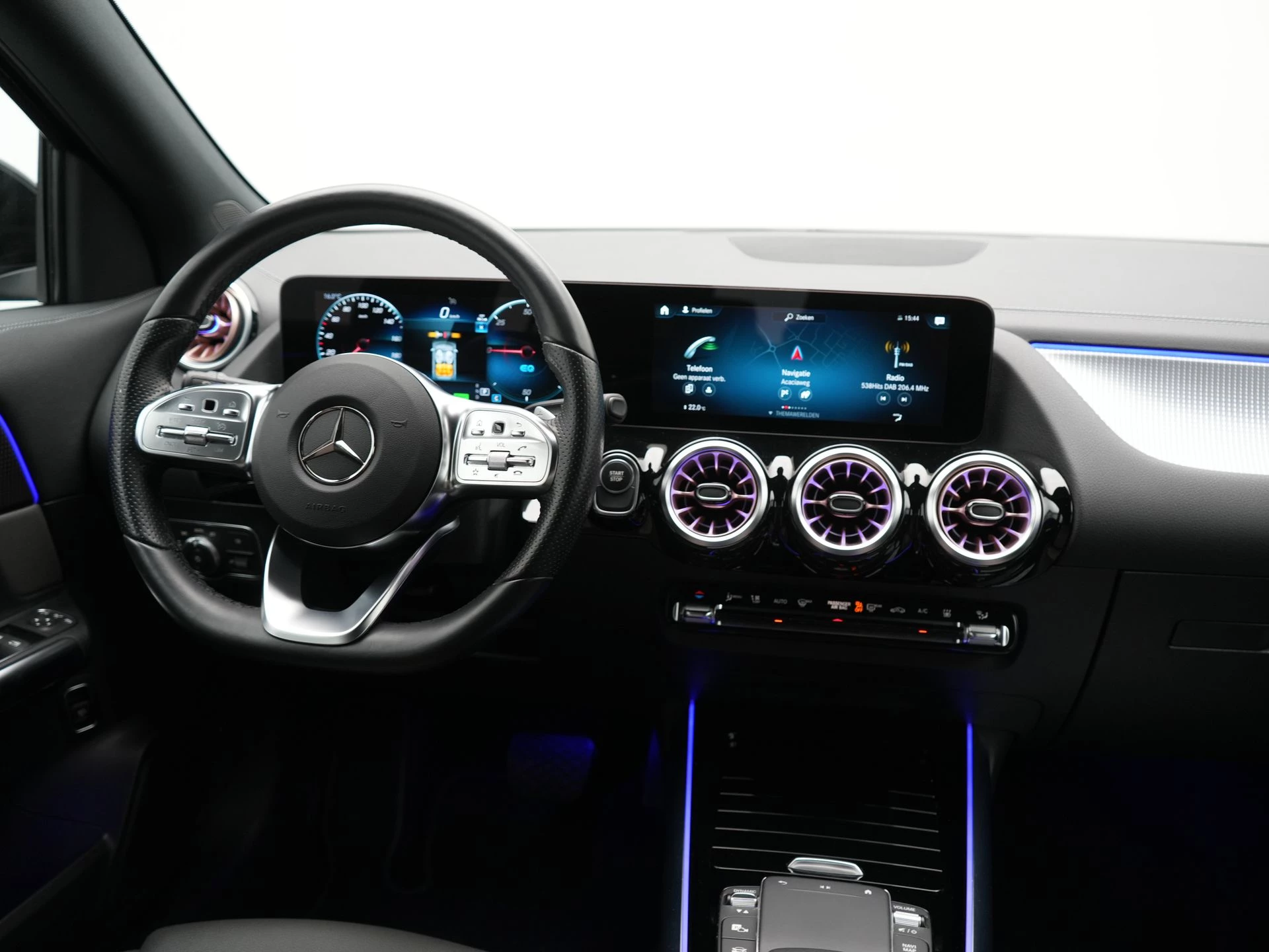 Hoofdafbeelding Mercedes-Benz EQA
