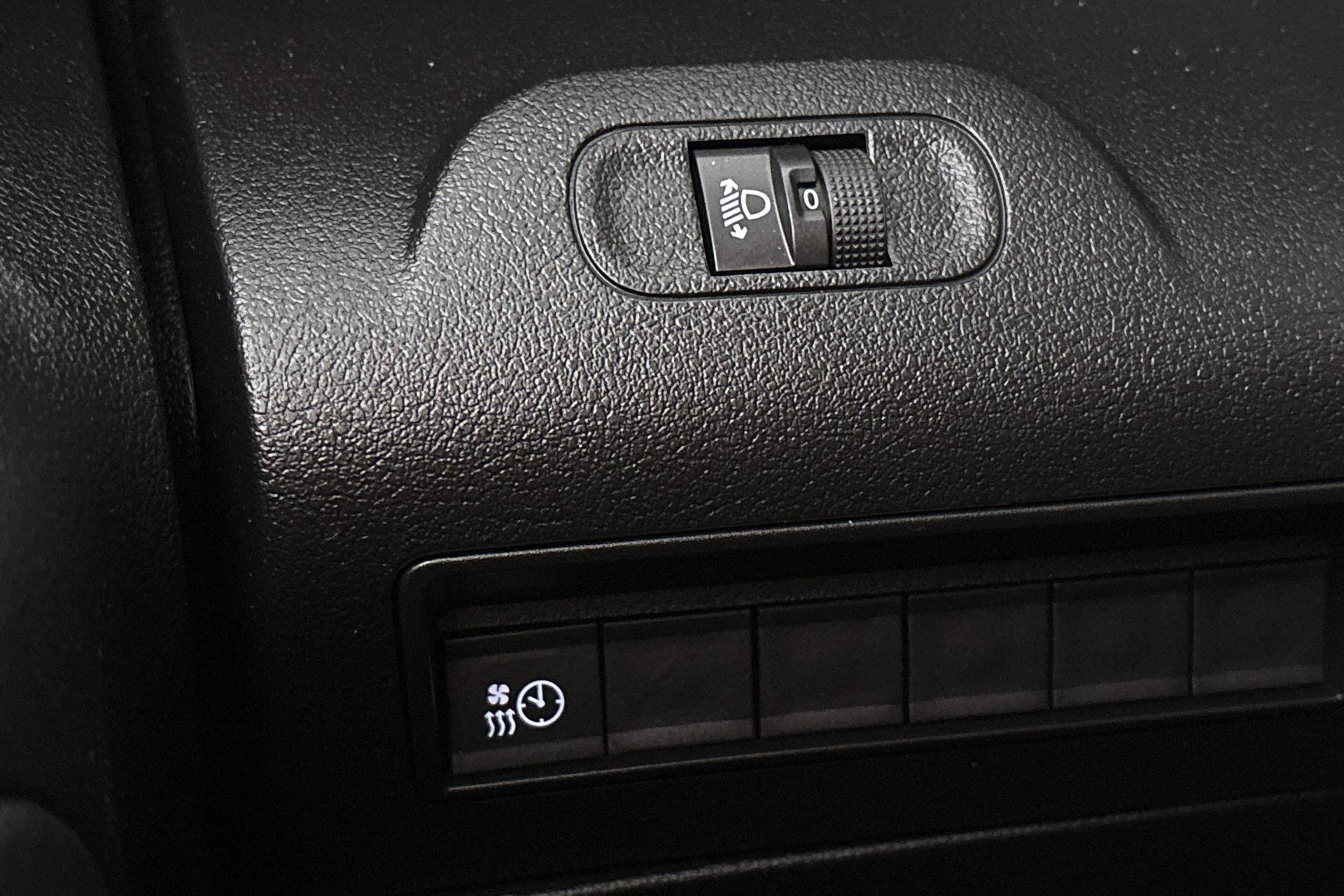 Hoofdafbeelding Peugeot e-Partner