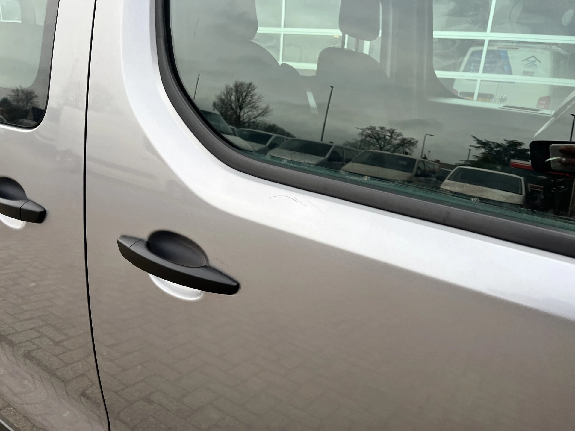 Hoofdafbeelding Peugeot Traveller