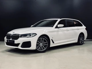 BMW 5-serie Touring 520i 184PK High Executive M-Pakket, Pano, Laser Koplampen, Hud, Cam, Leder, Apple Carplay, Volledig Onderhoud