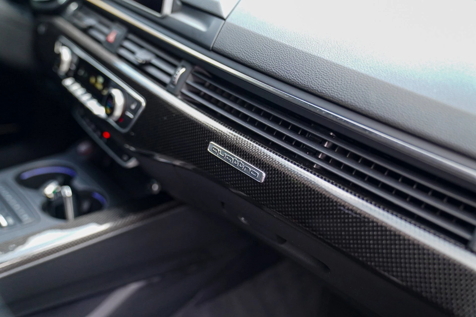 Hoofdafbeelding Audi S4