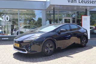 Toyota Prius 2.0 Plug-in HYBRID 220 EXECUTIVE STUUR/STOEL&WISSERVERW. DODEHOEKDETECTIE LED DAB NAVI SENSOREN V+A CAMERABINNENSPIEGEL EL-STOEL