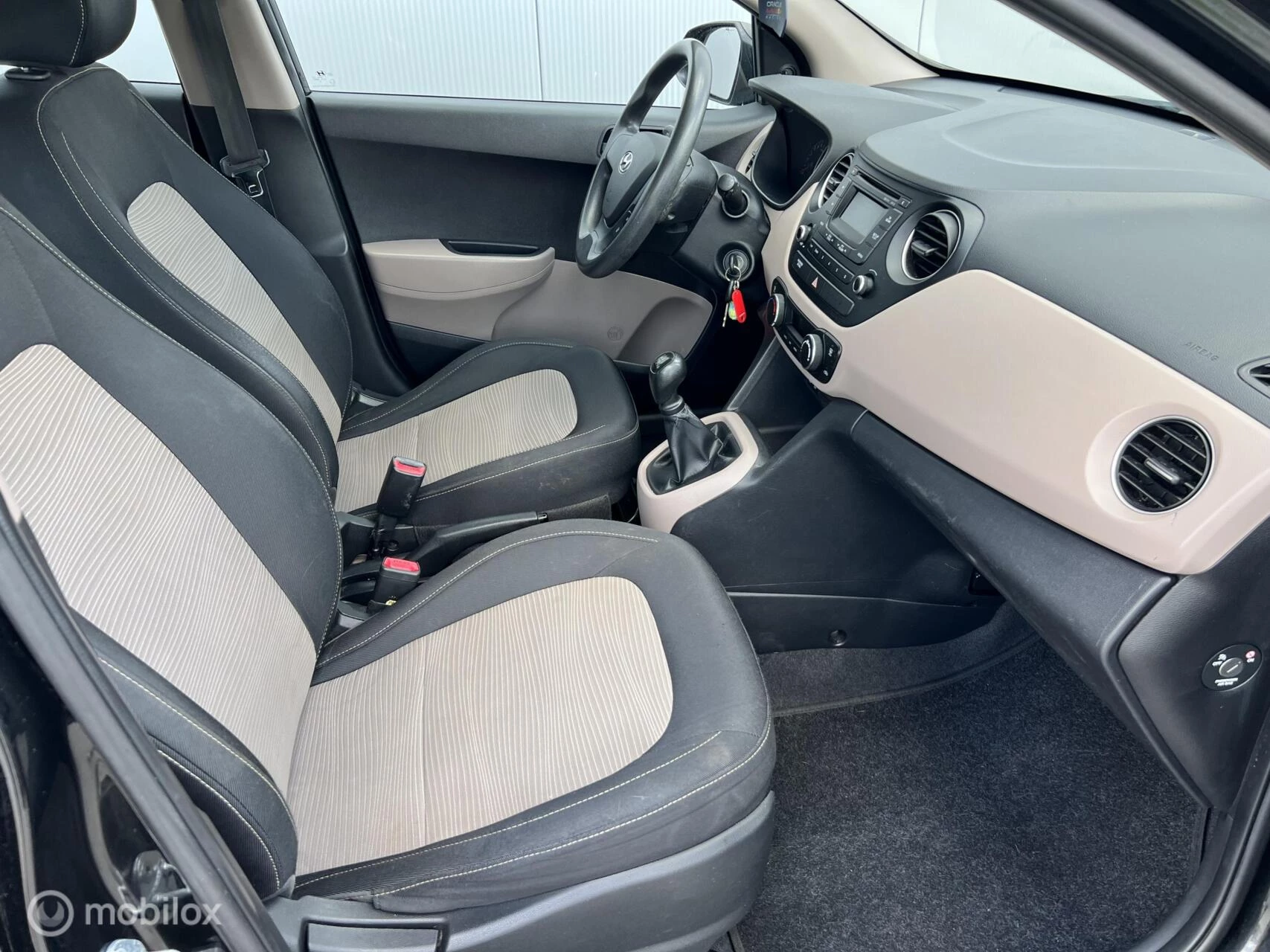 Hoofdafbeelding Hyundai i10