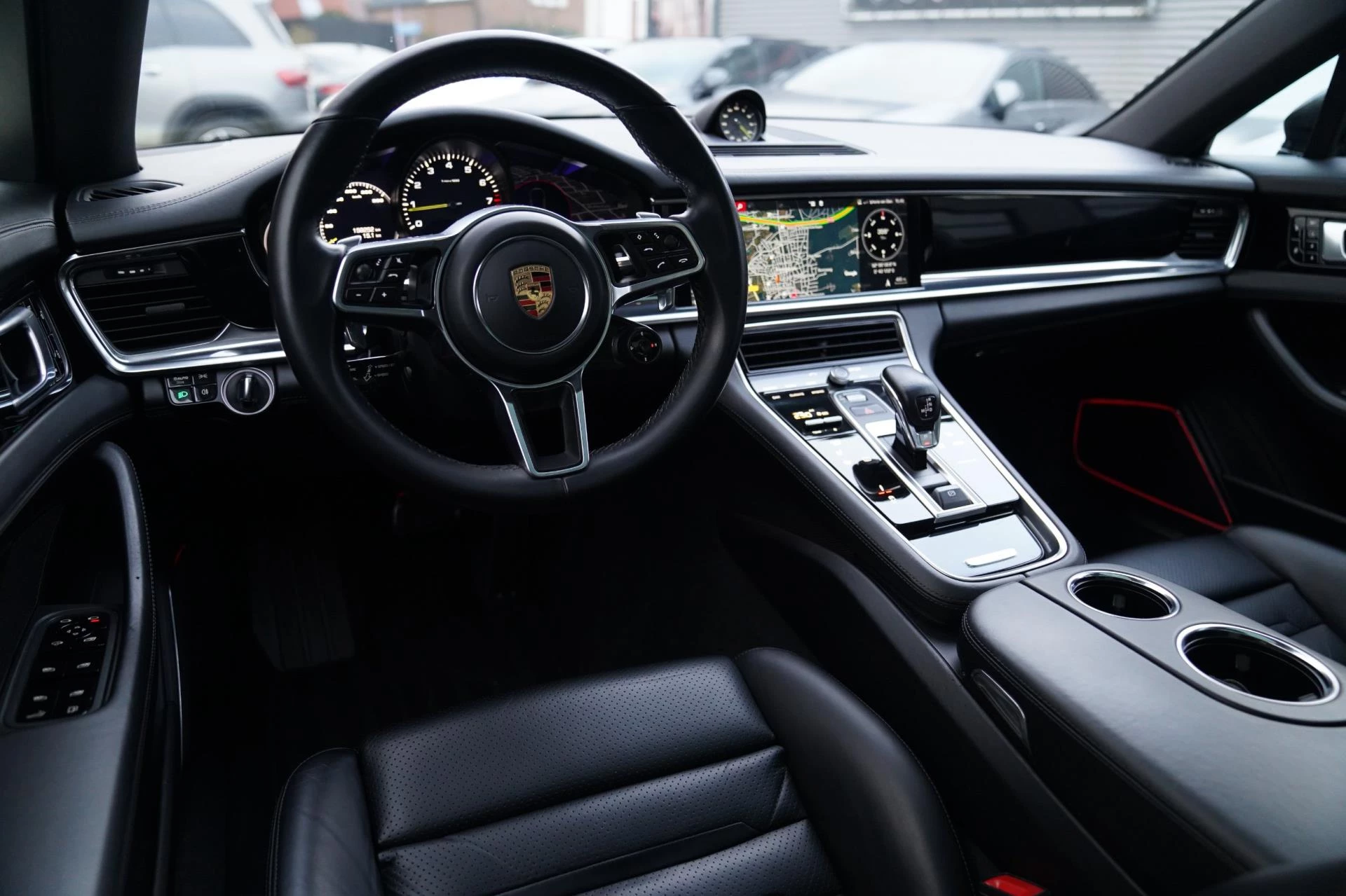 Hoofdafbeelding Porsche Panamera