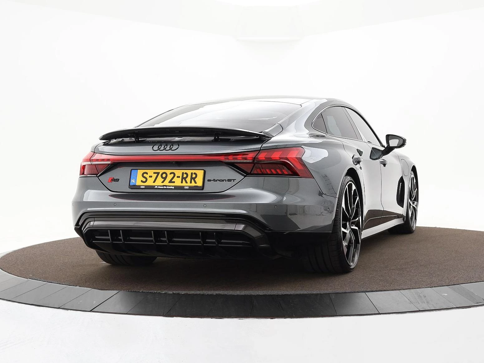 Hoofdafbeelding Audi e-tron GT