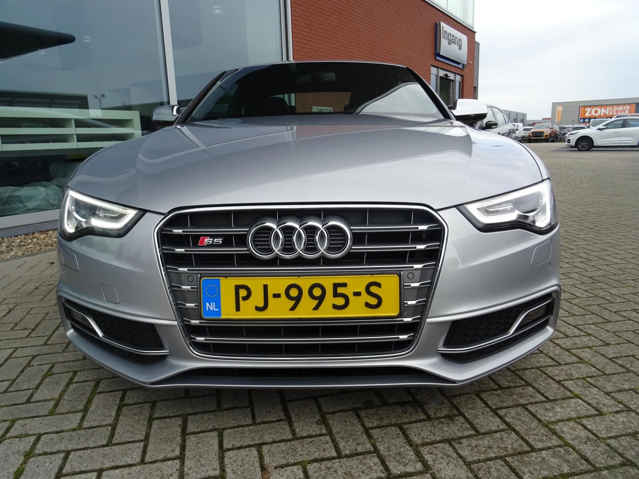 Hoofdafbeelding Audi S5