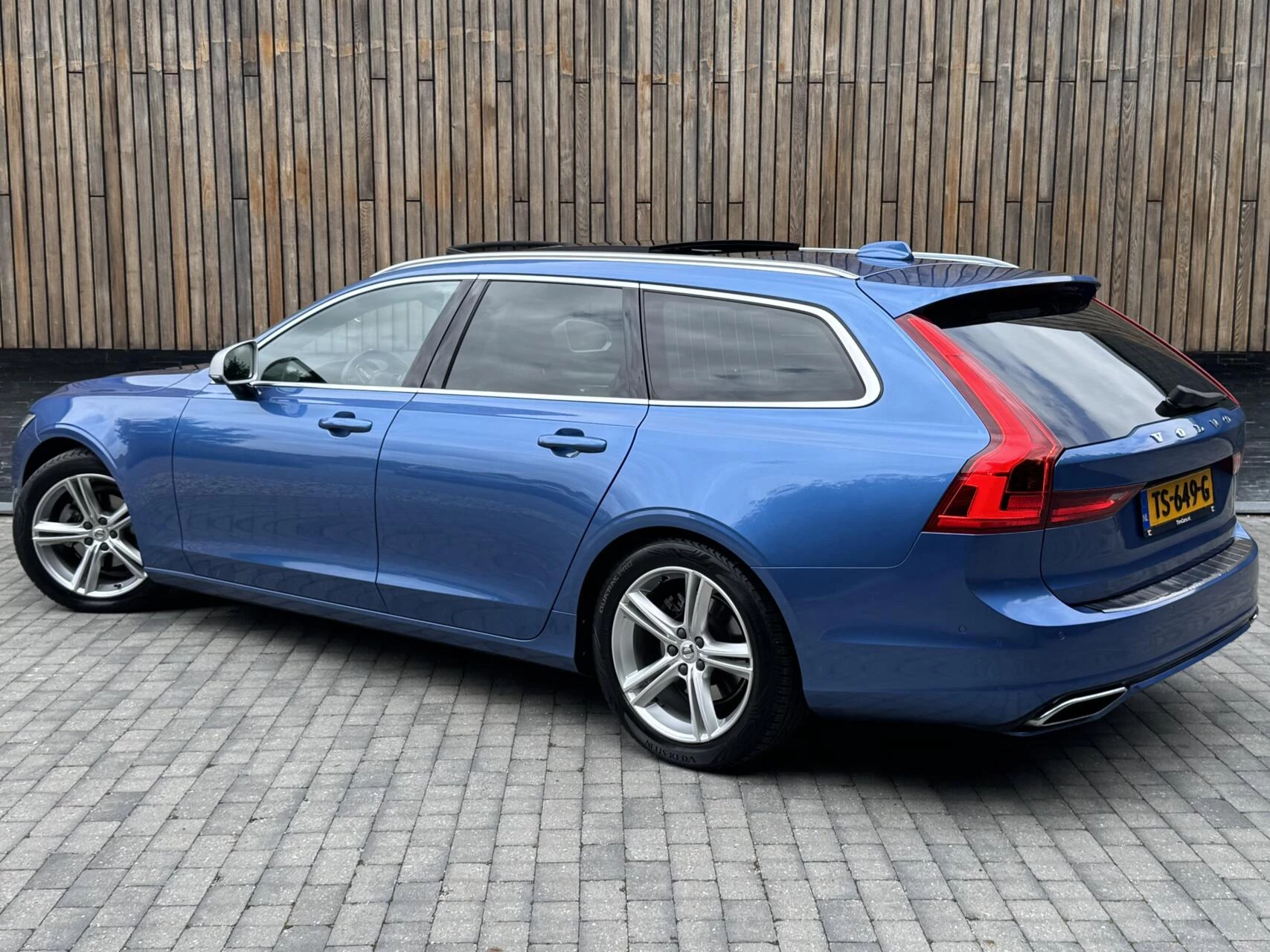 Hoofdafbeelding Volvo V90