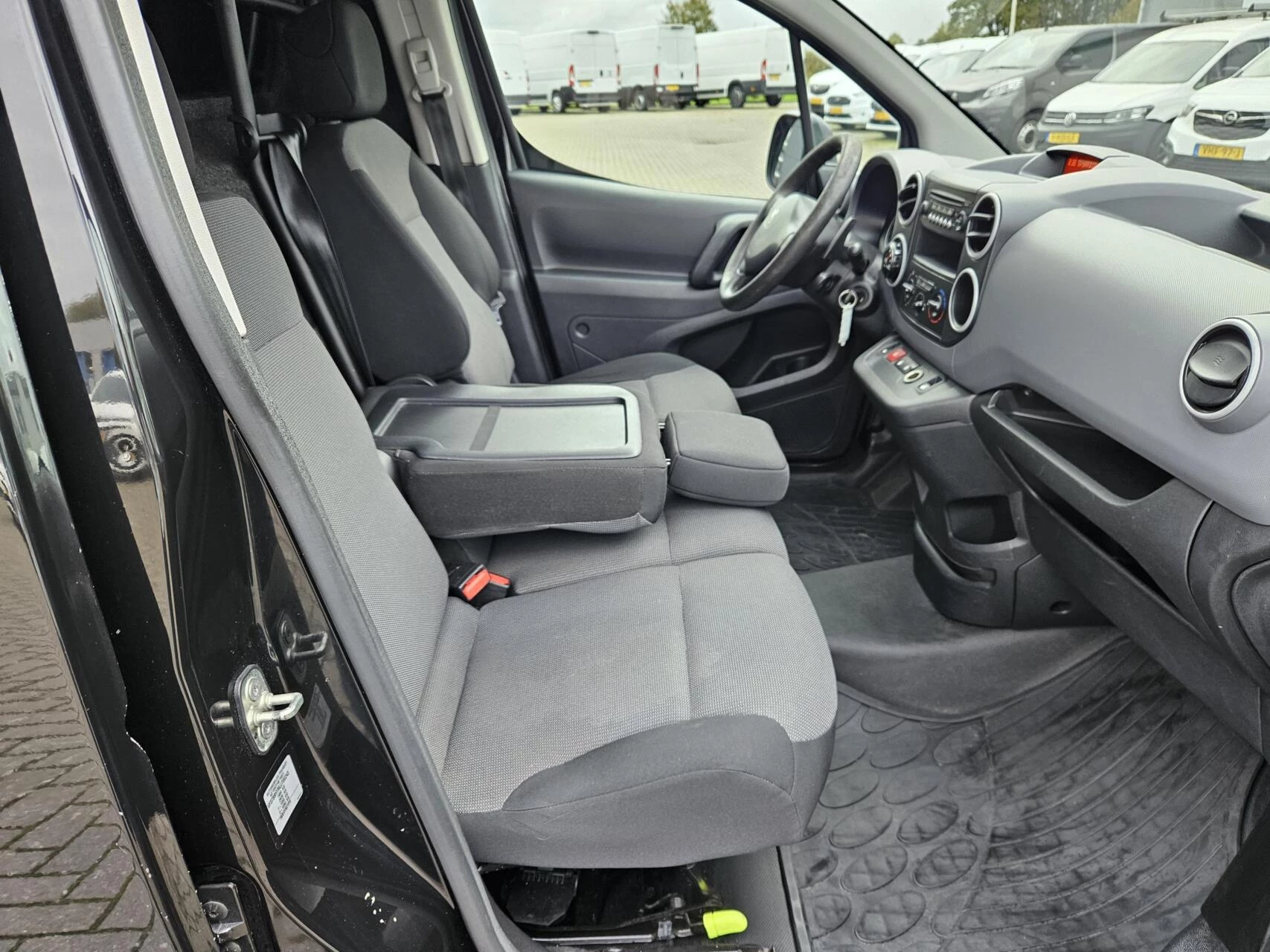 Hoofdafbeelding Peugeot Partner
