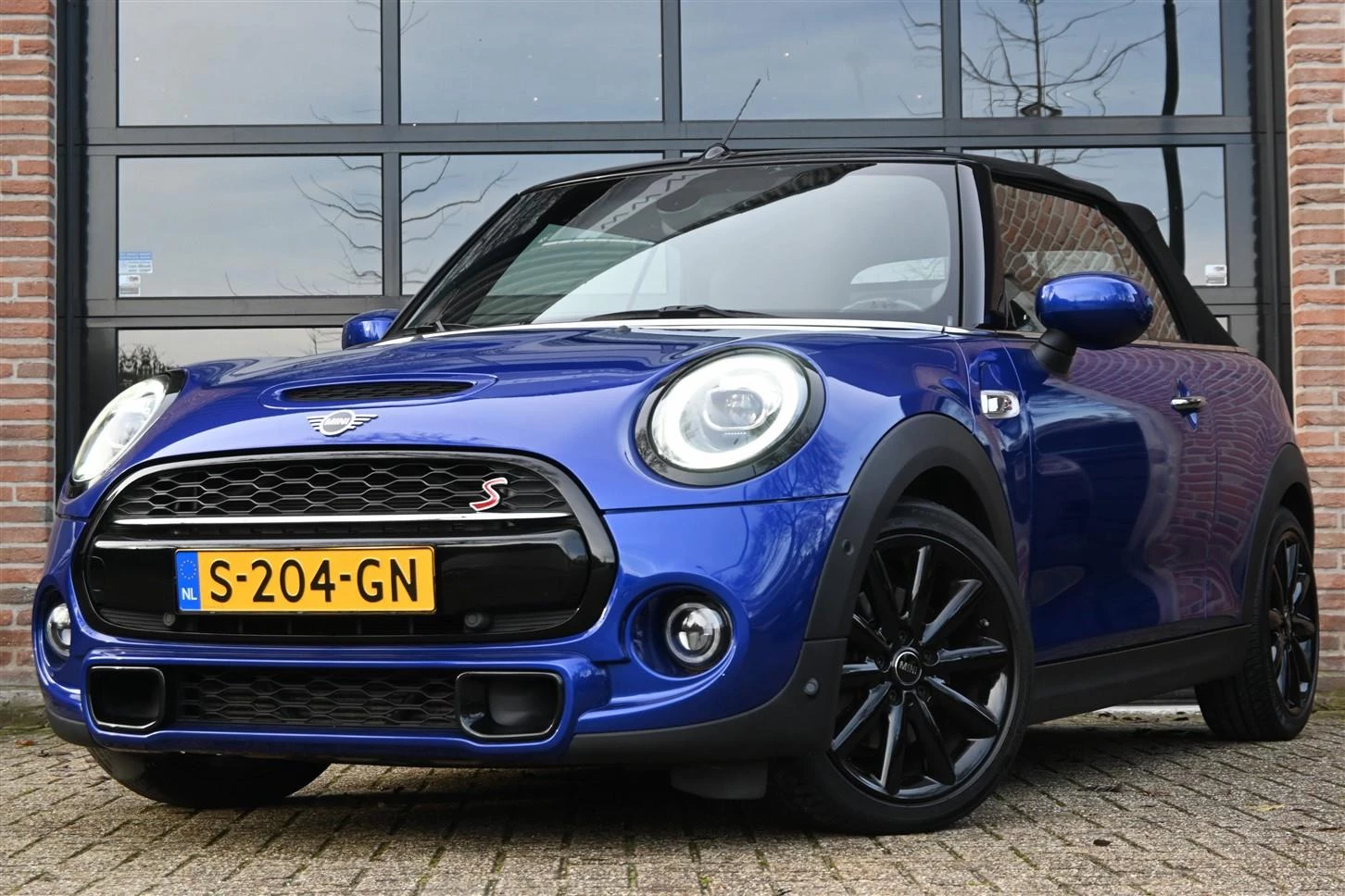 Hoofdafbeelding MINI Cooper S Cabrio