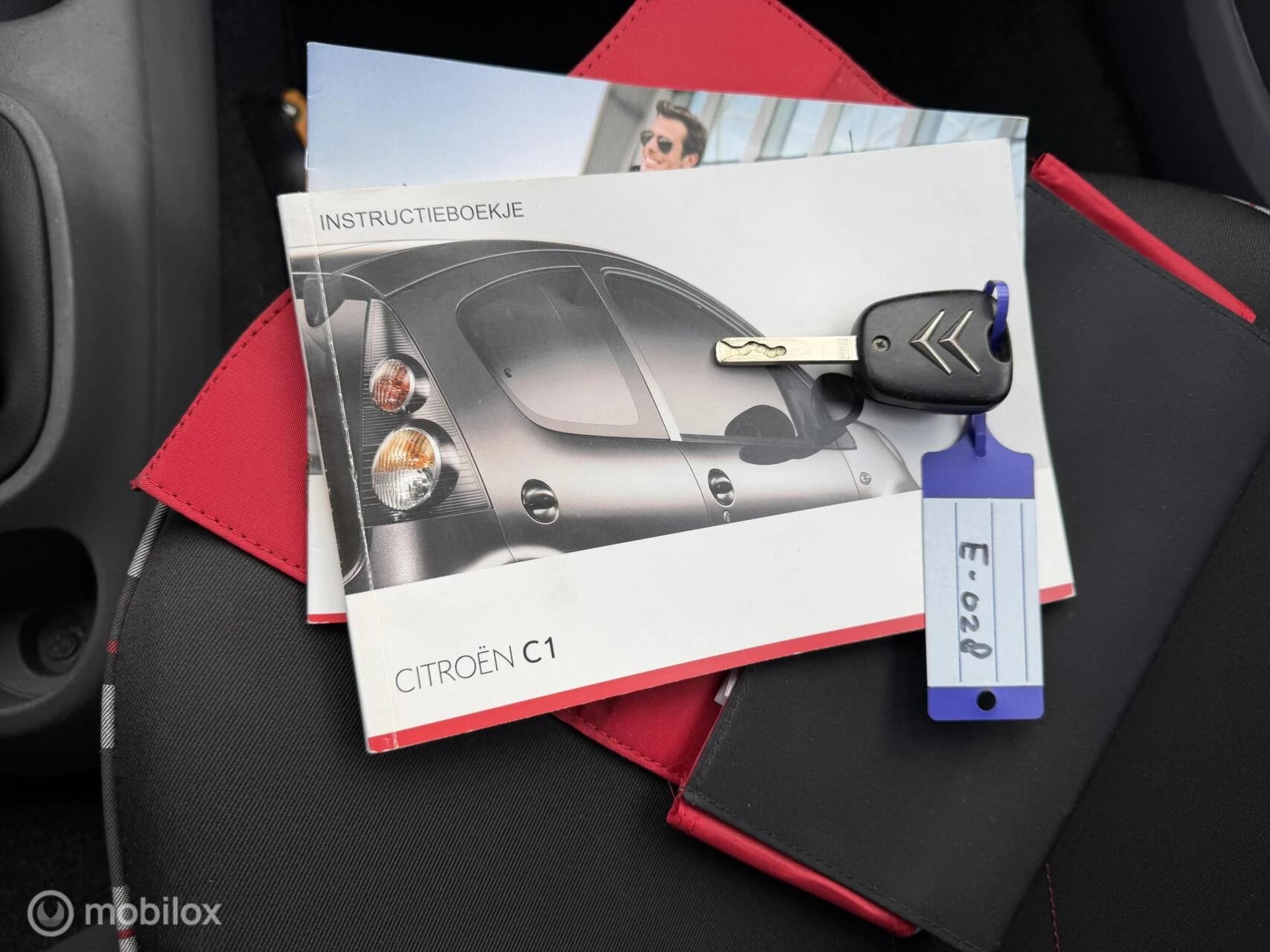 Hoofdafbeelding Citroën C1