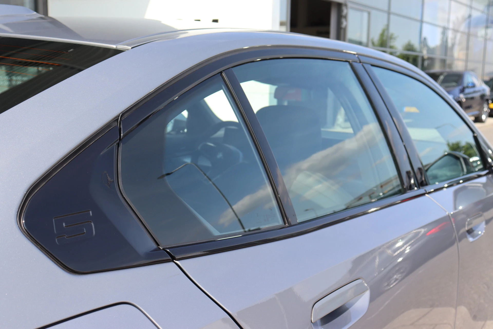 Hoofdafbeelding BMW i5