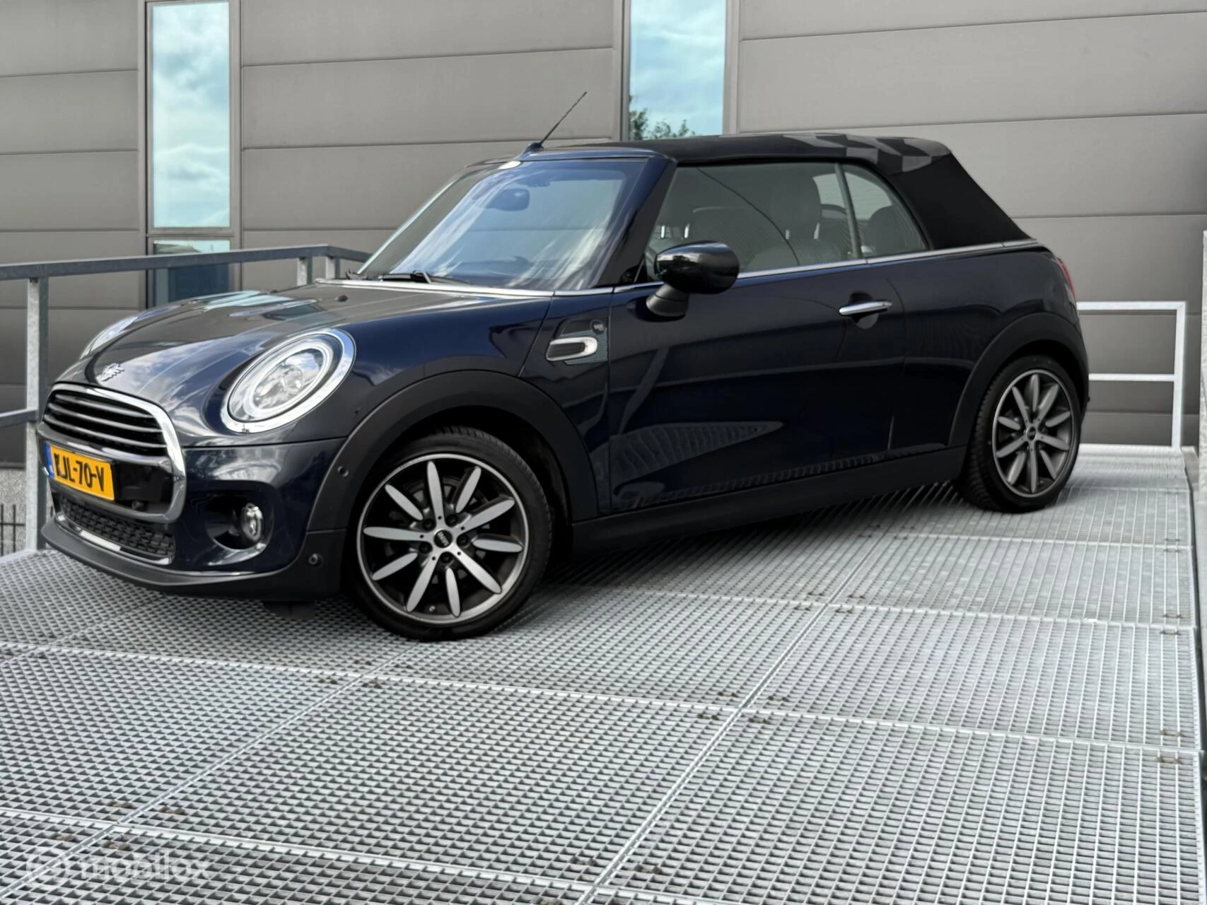 Hoofdafbeelding MINI Cooper Cabrio