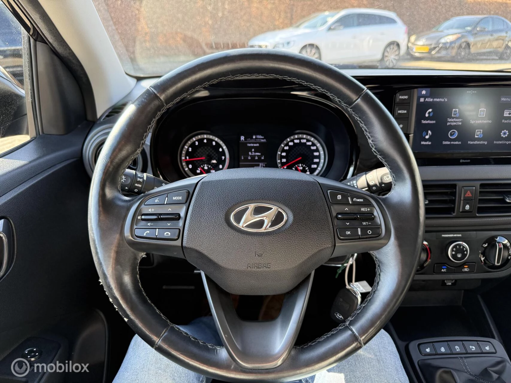 Hoofdafbeelding Hyundai i10