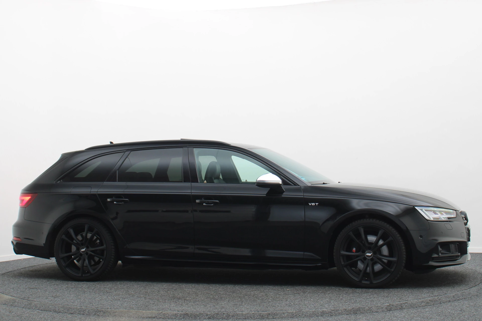 Hoofdafbeelding Audi S4